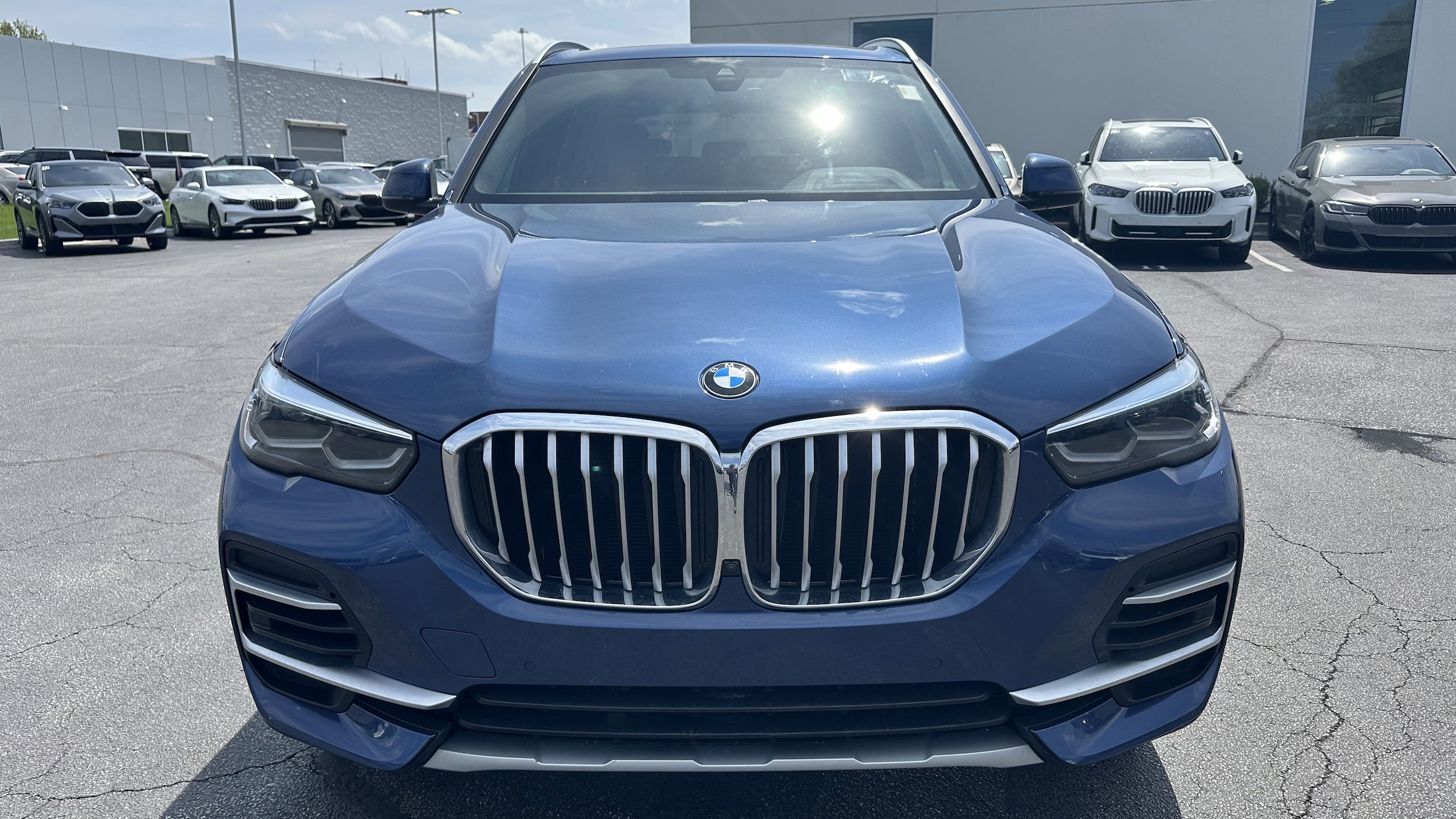 2022 BMW X5 xDrive40i photo 3
