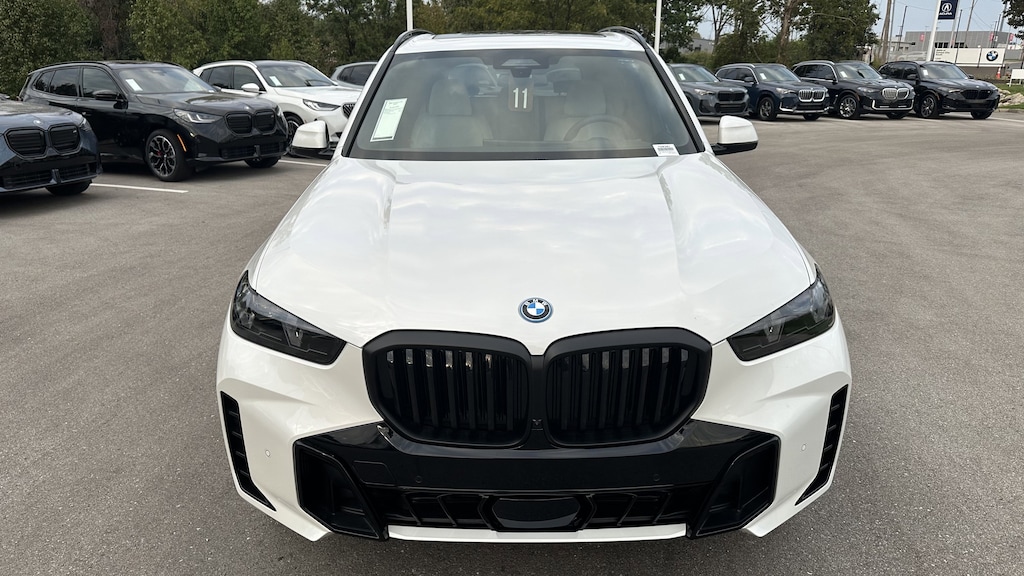 New 2026 BMW X5 xDrive50e SUV