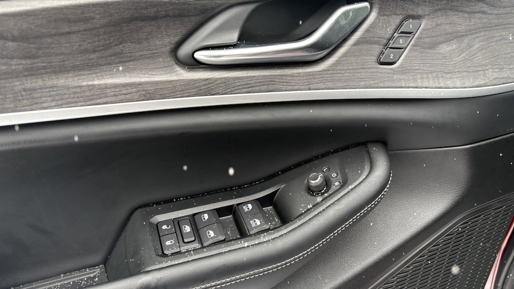 Used 2025 Jeep Grand Cherokee Limited SUV