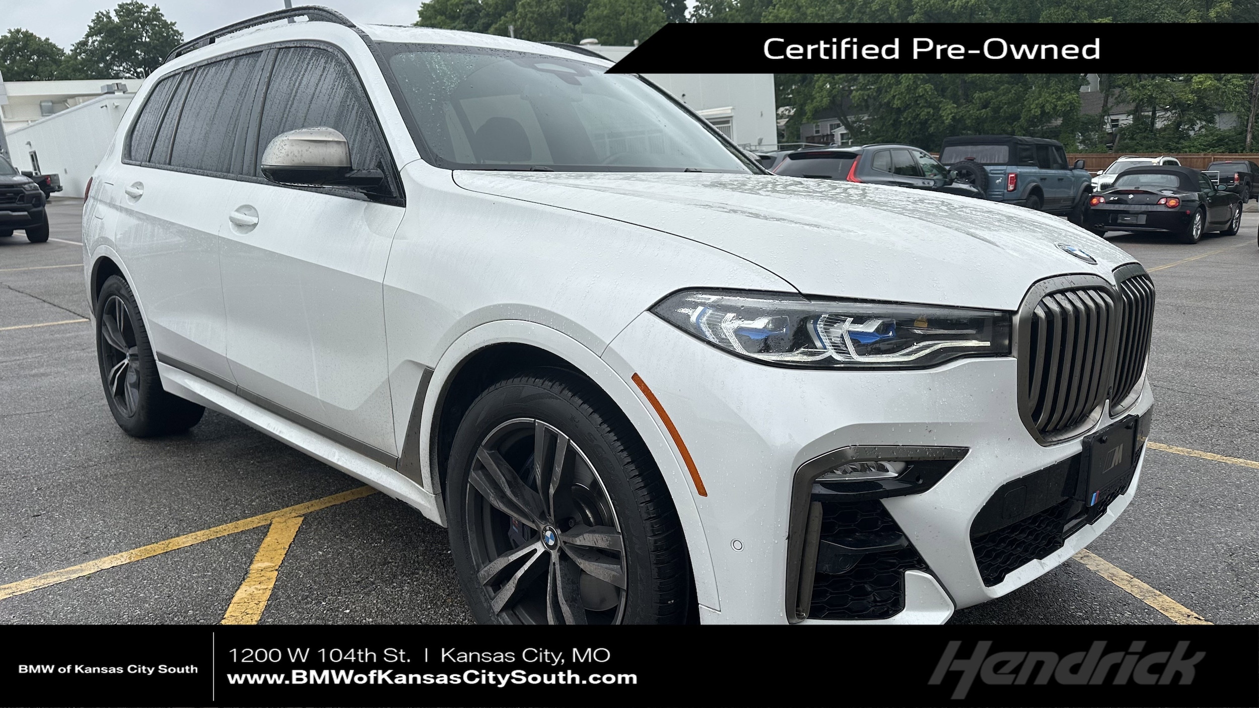 2022 BMW X7 M50i's photo