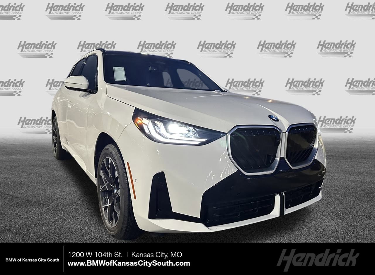 2026 BMW X3 30's photo