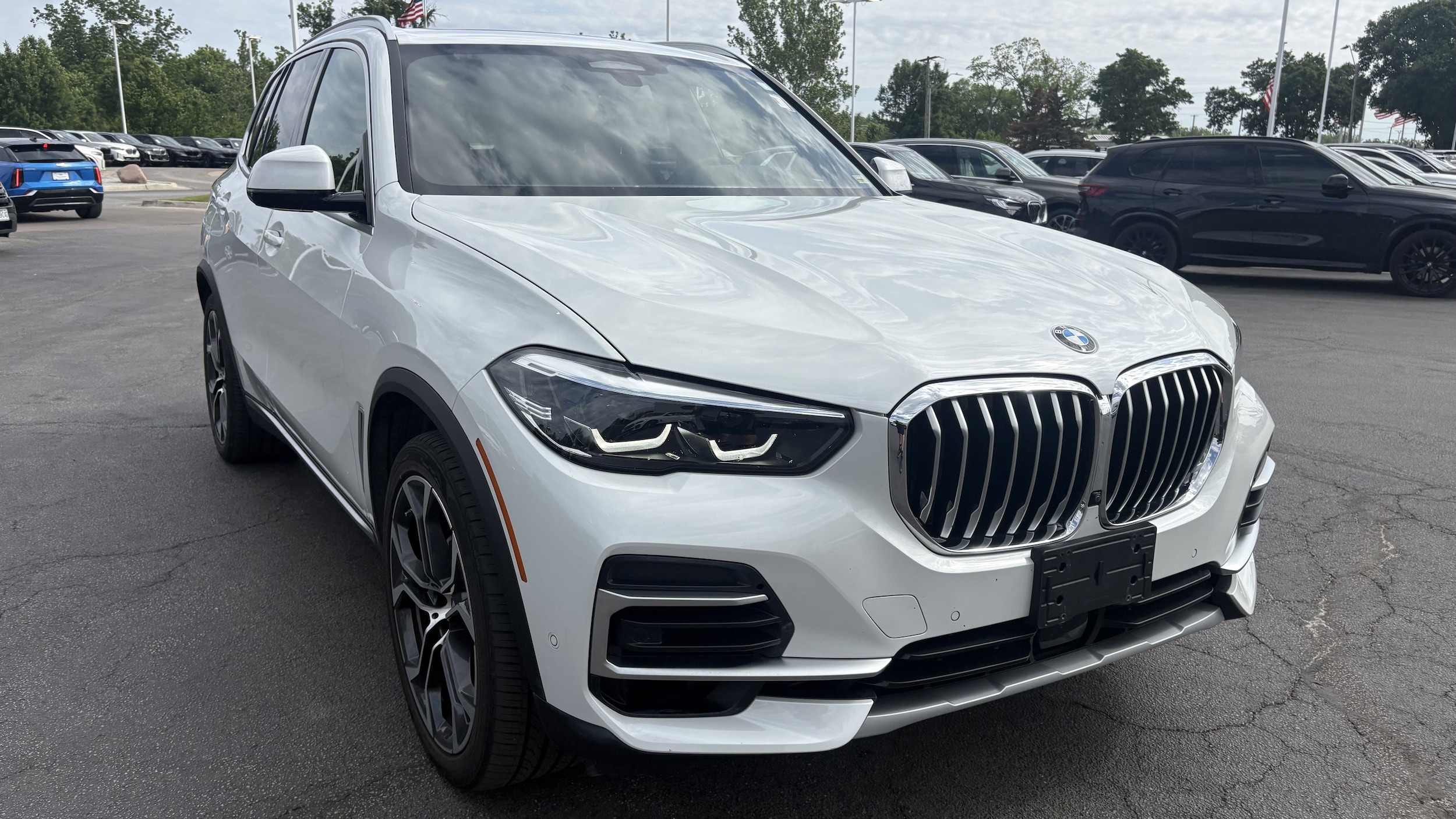 Used 2022 BMW X5 40i with VIN 5UXCR6C05N9L91844 for sale in Kansas City