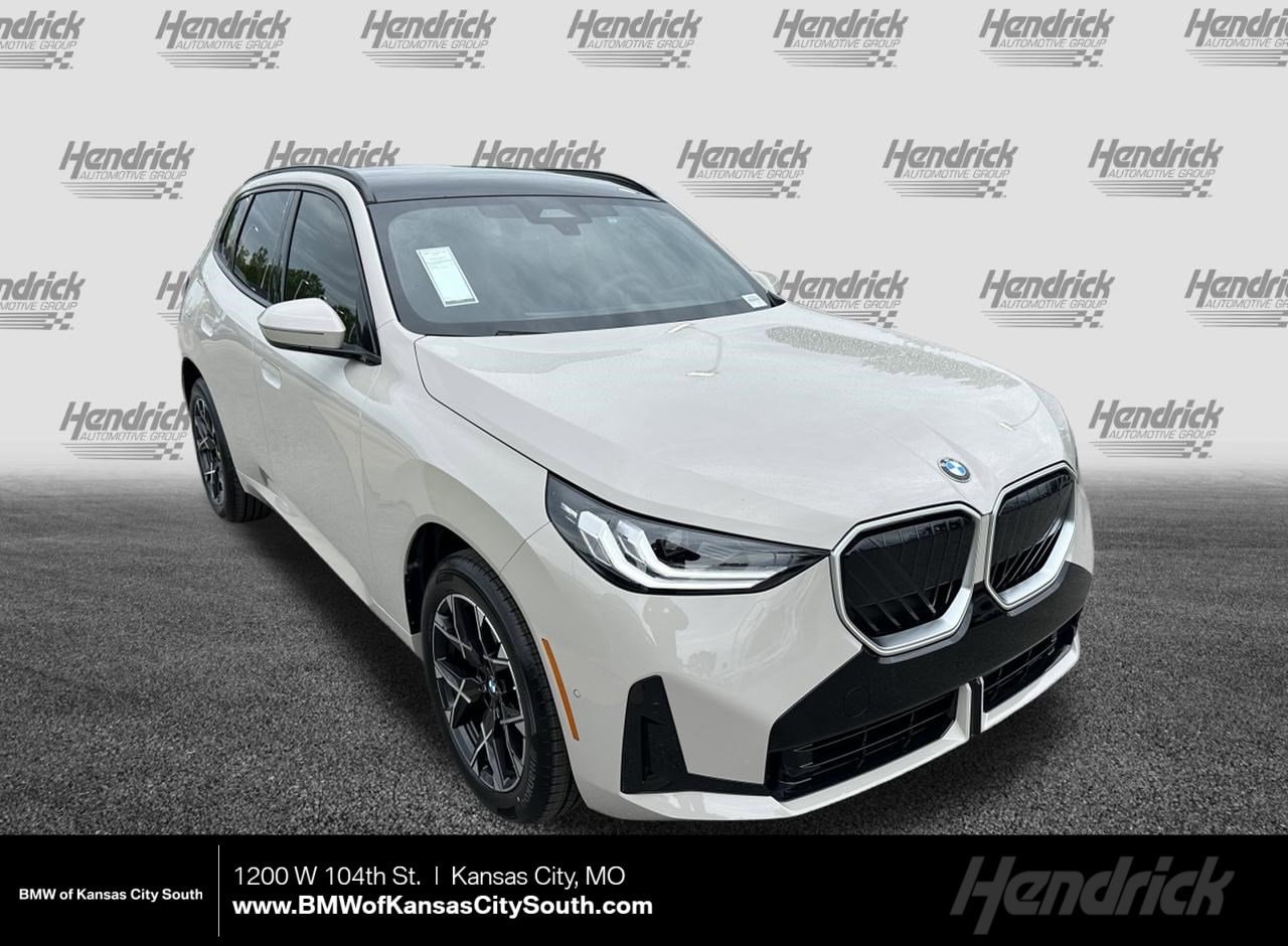 2026 BMW X3 30 XDRIVE's photo