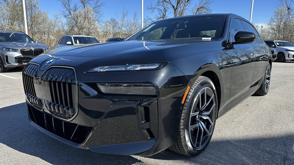 Used 2026 BMW i7 xDrive60 Sedan