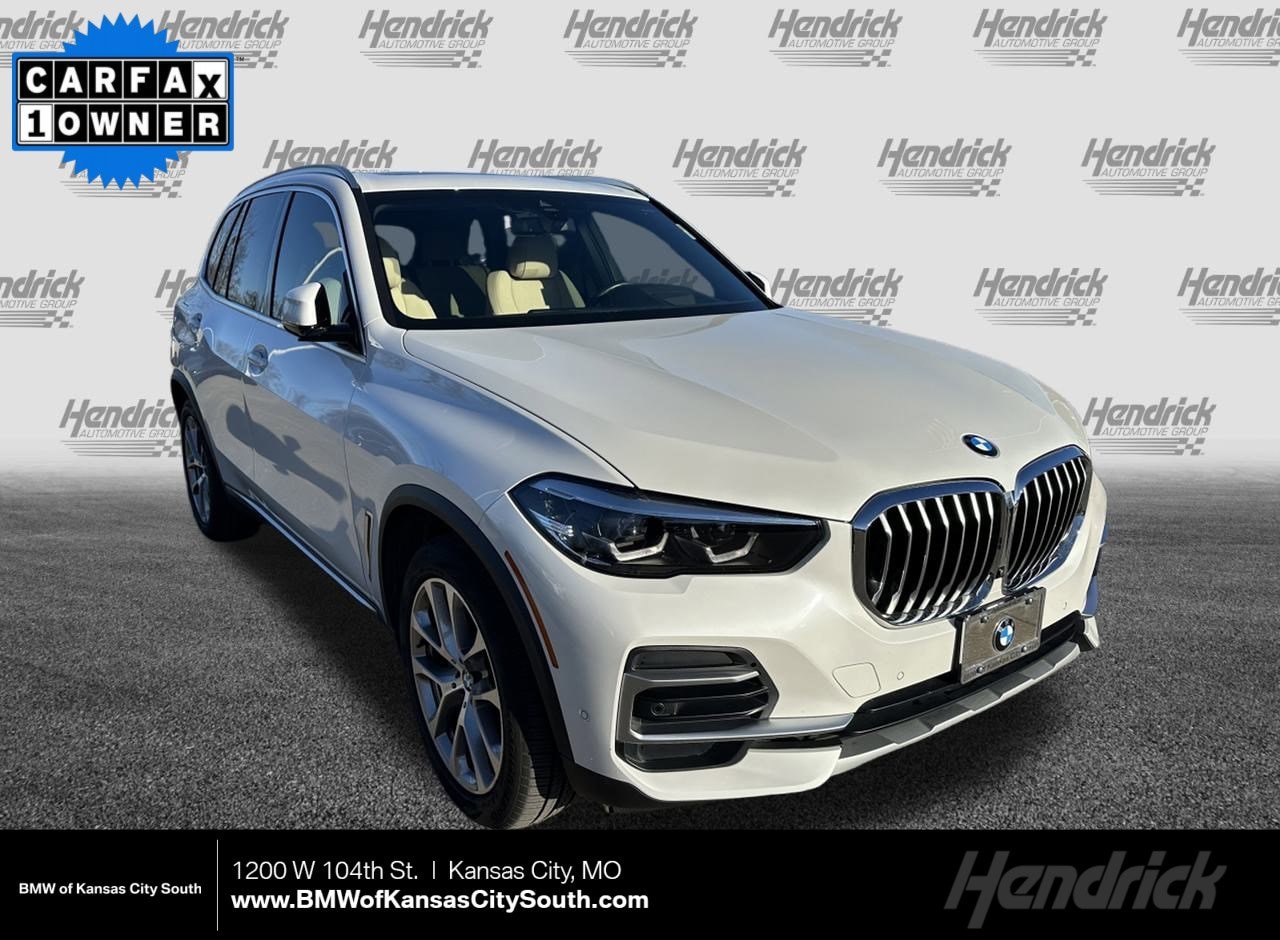 2022 BMW X5 40i's photo