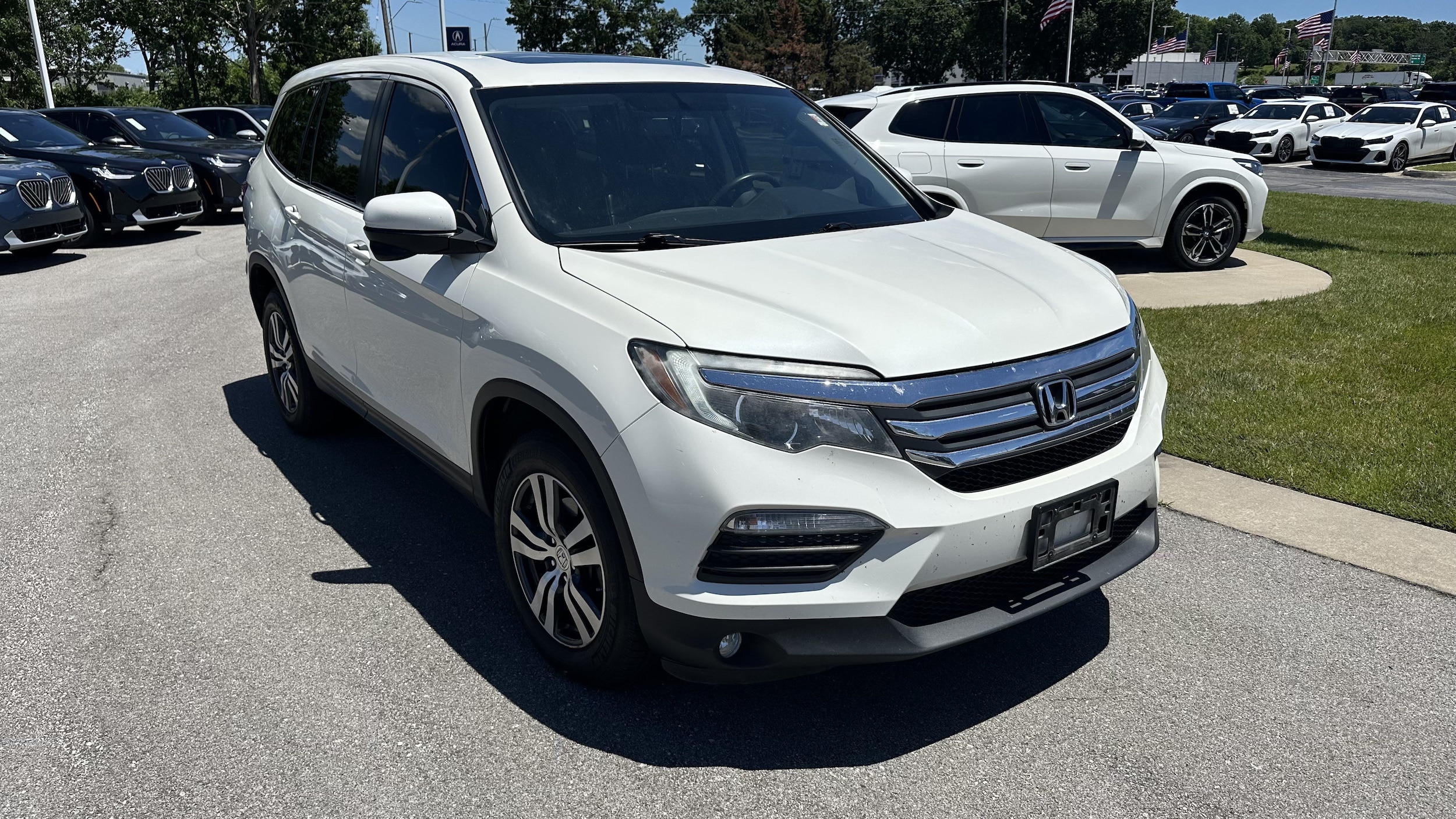 Used 2018 Honda Pilot EX-L with VIN 5FNYF6H87JB063159 for sale in Kansas City