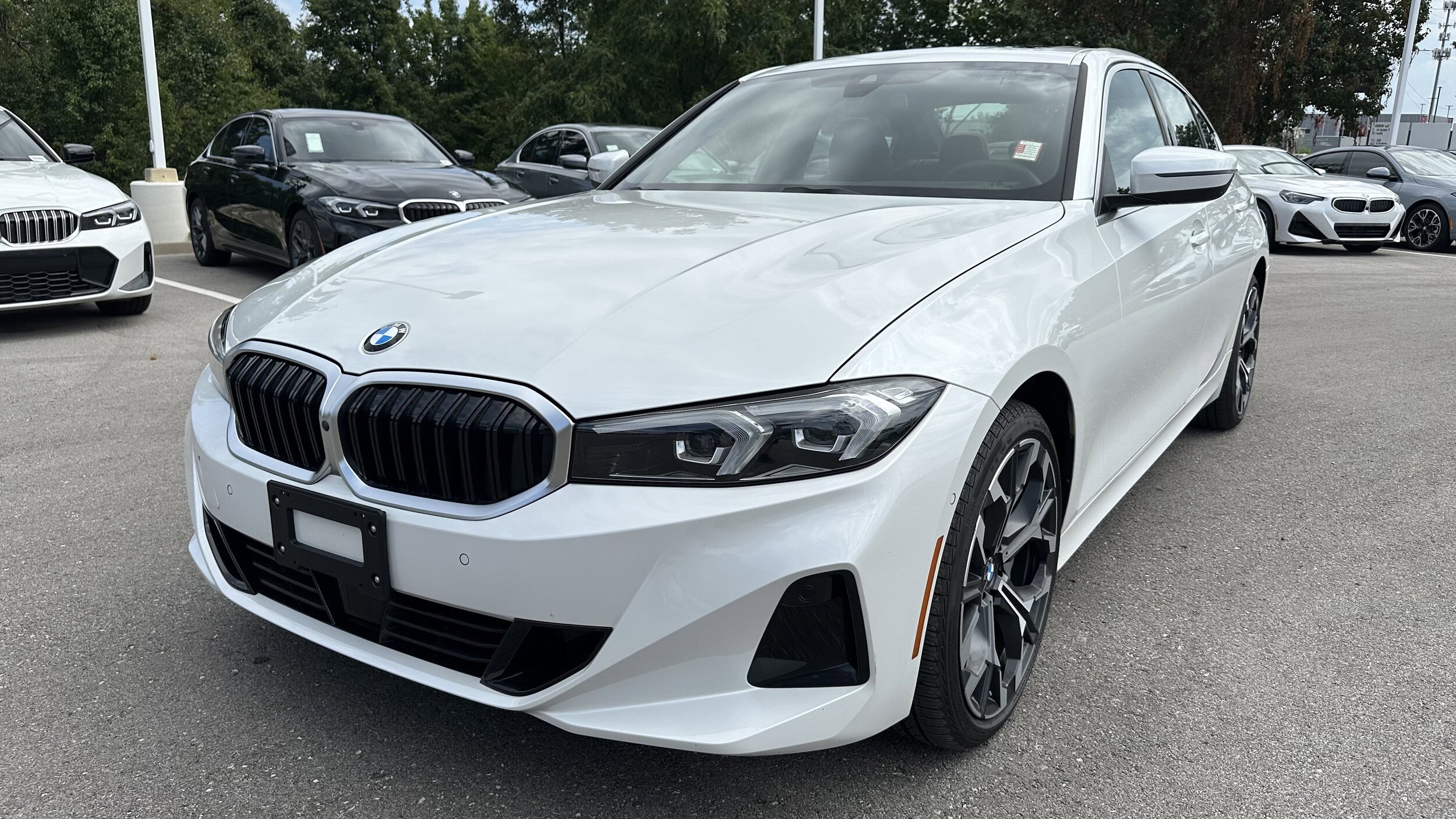 2025 Bmw 330i xDrive photo 3
