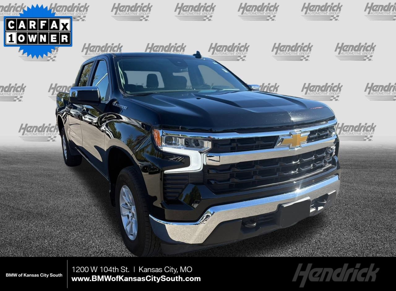 2025 Chevrolet Silverado 1500 LT's photo
