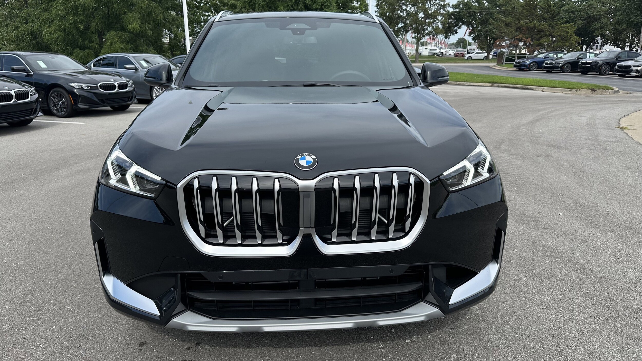 2025 Bmw X4 xDrive28i photo 3
