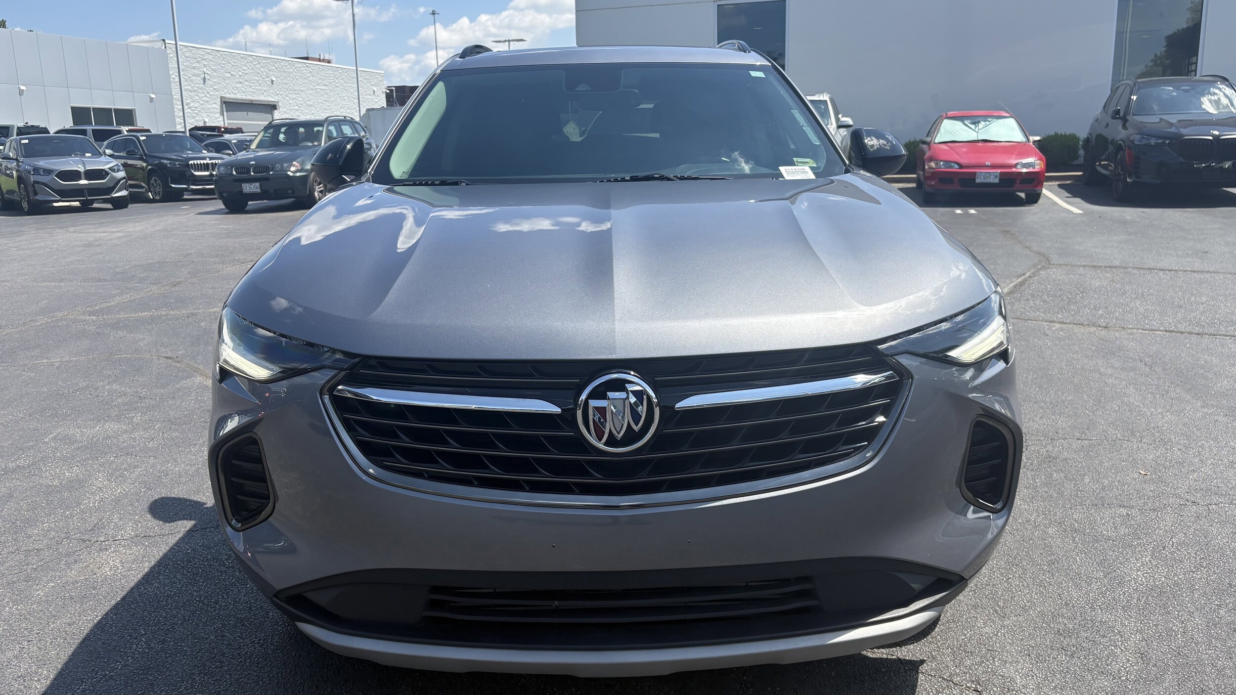2021 Buick Envision Essence photo 3