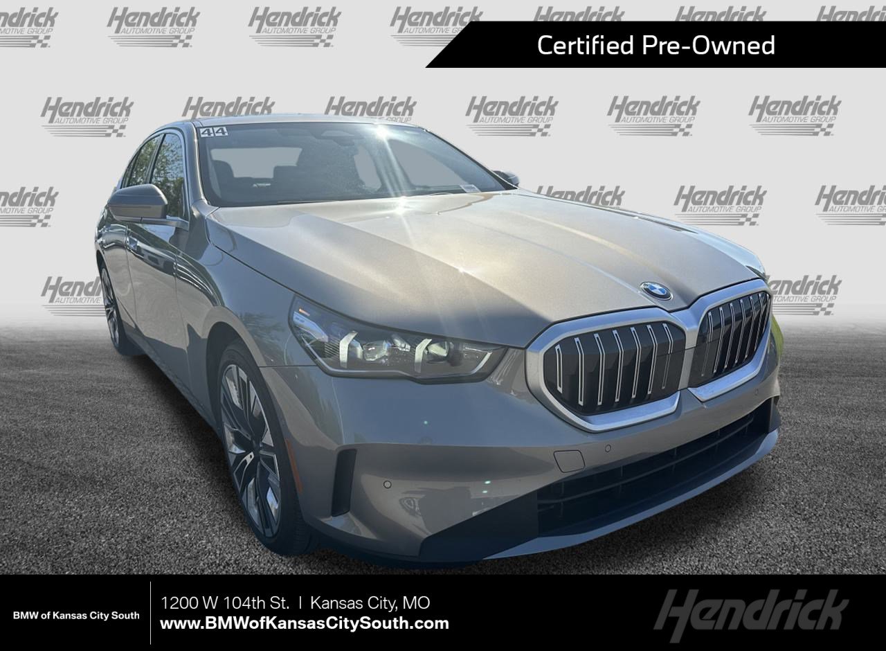 2025 BMW 5 Series 530i's photo