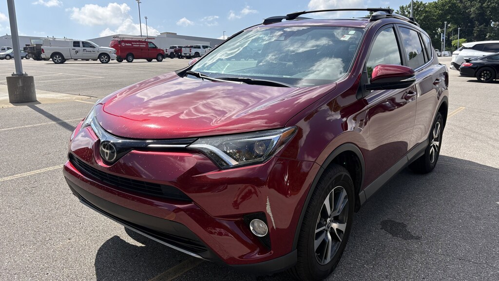 Used 2018 Toyota RAV4 XLE SUV
