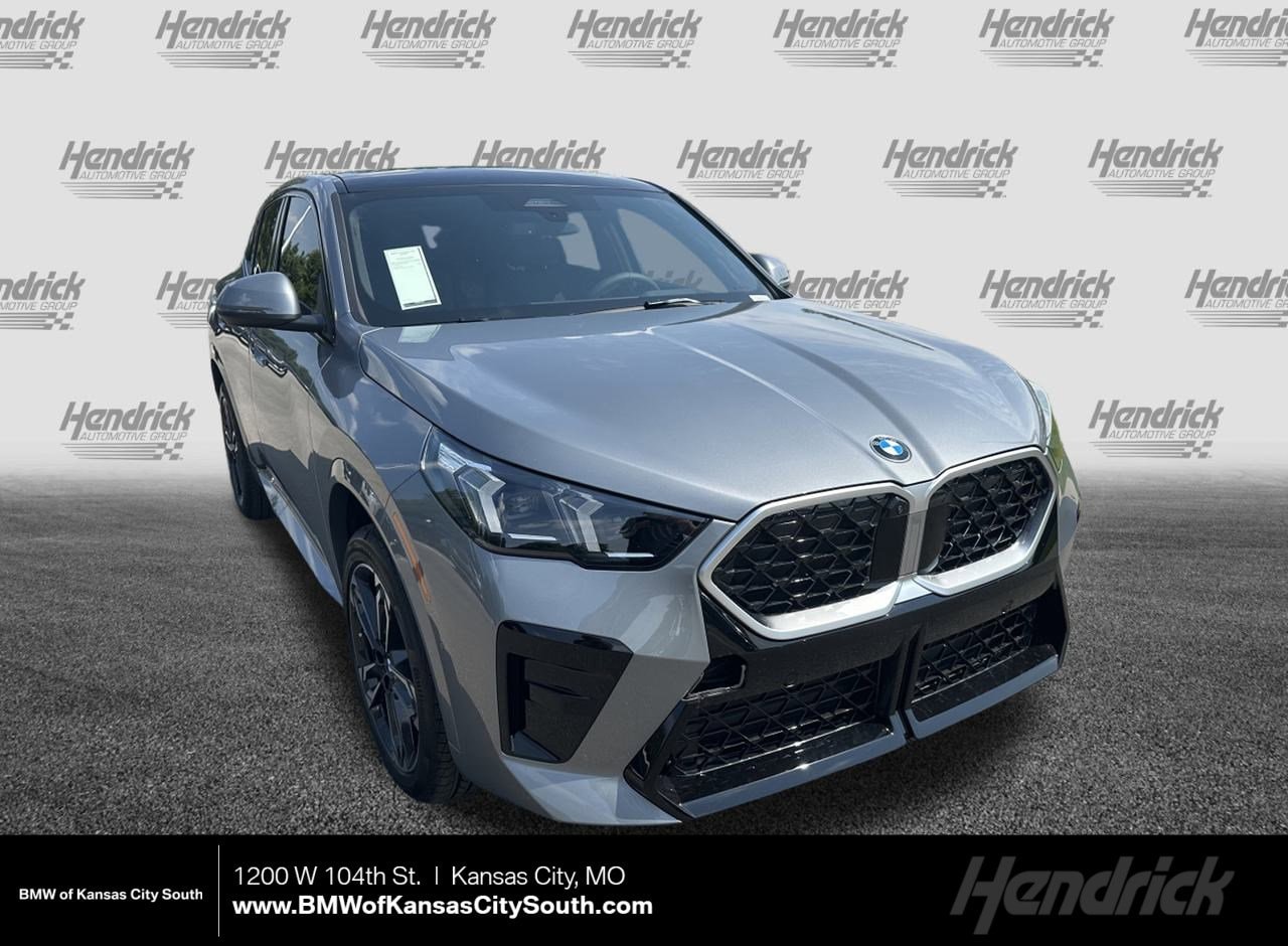 2026 BMW X2 28i's photo