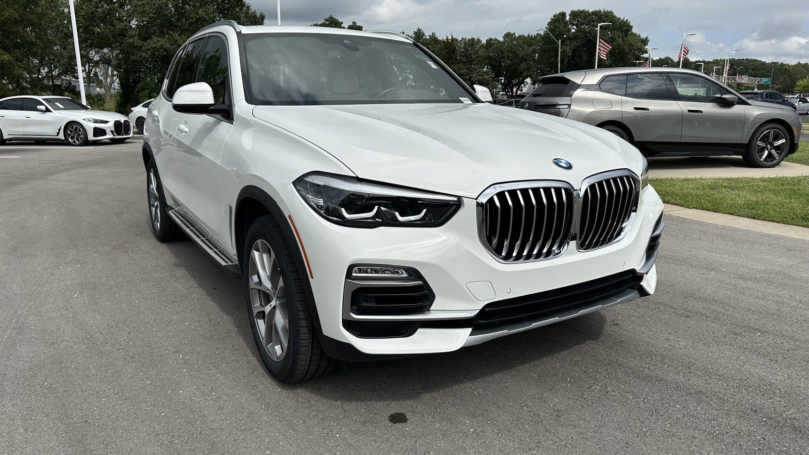 Used 2019 BMW X5 40i with VIN 5UXCR6C56KLL26169 for sale in Charlotte, NC