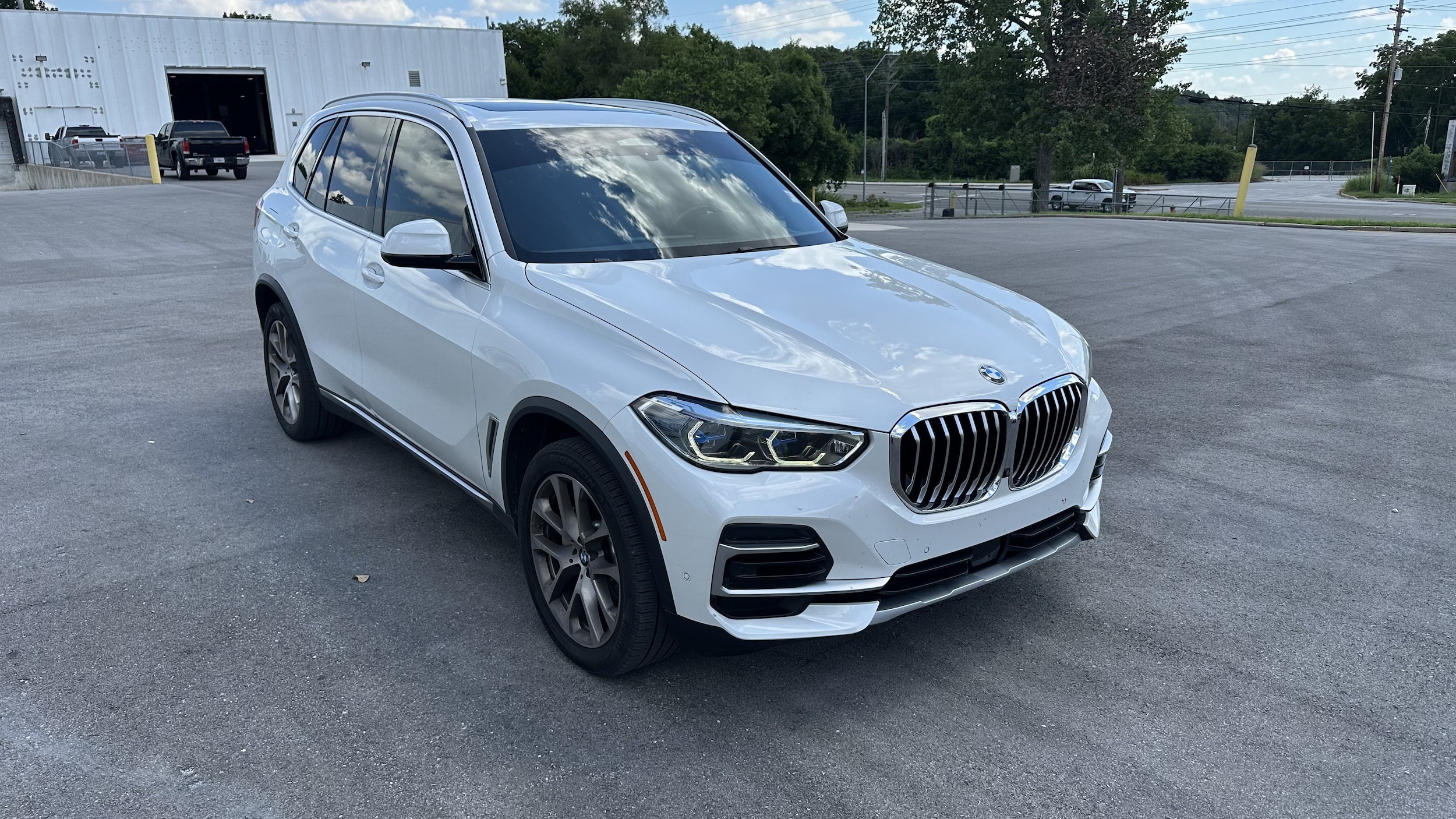 Used 2022 BMW X5 40i with VIN 5UXCR6C08N9M08720 for sale in Kansas City