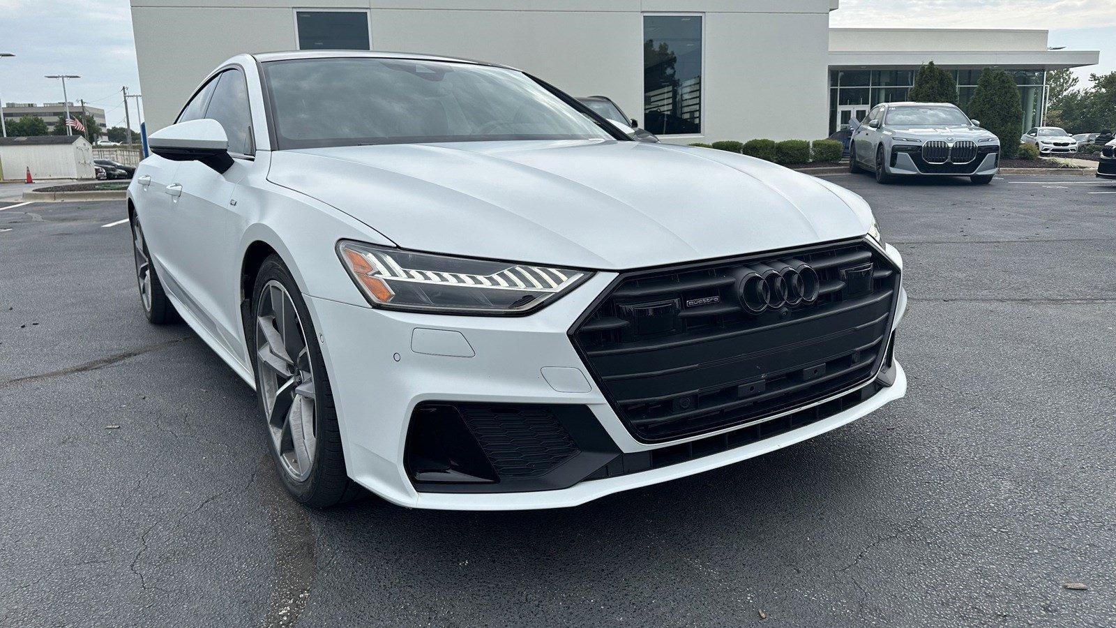 Used 2022 Audi A7 Premium Plus with VIN WAUU2BF29NN040682 for sale in Kansas City, MO