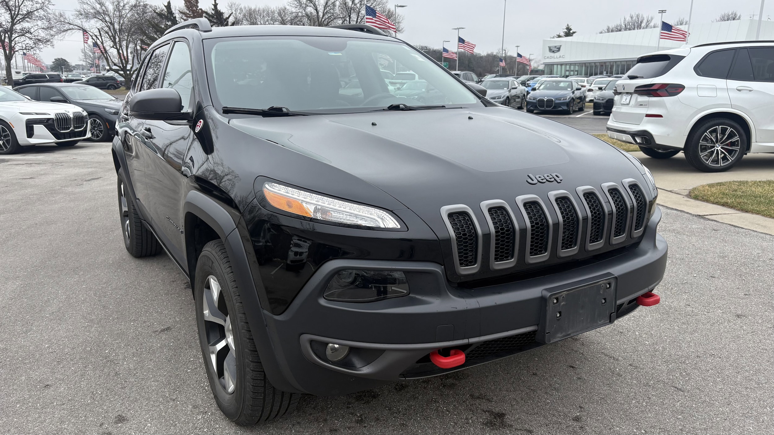 Used 2018 Jeep Cherokee Trailhawk with VIN 1C4PJMBX8JD546875 for sale in Kansas City