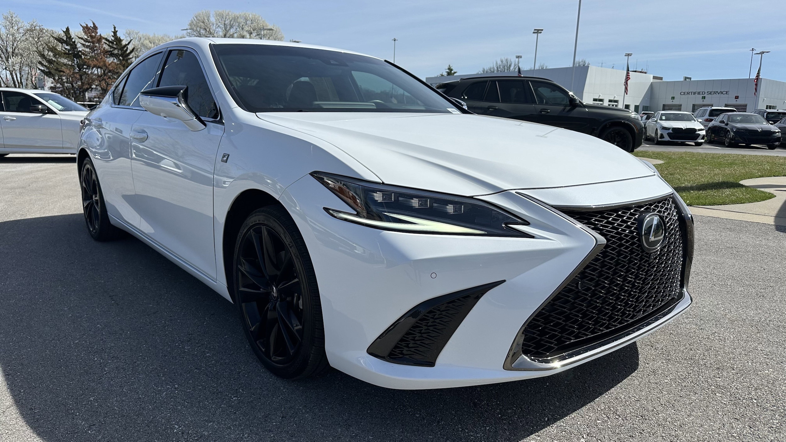 Used 2023 Lexus ES 350 F SPORT Handling with VIN 58AJZ1B10PU140241 for sale in Kansas City