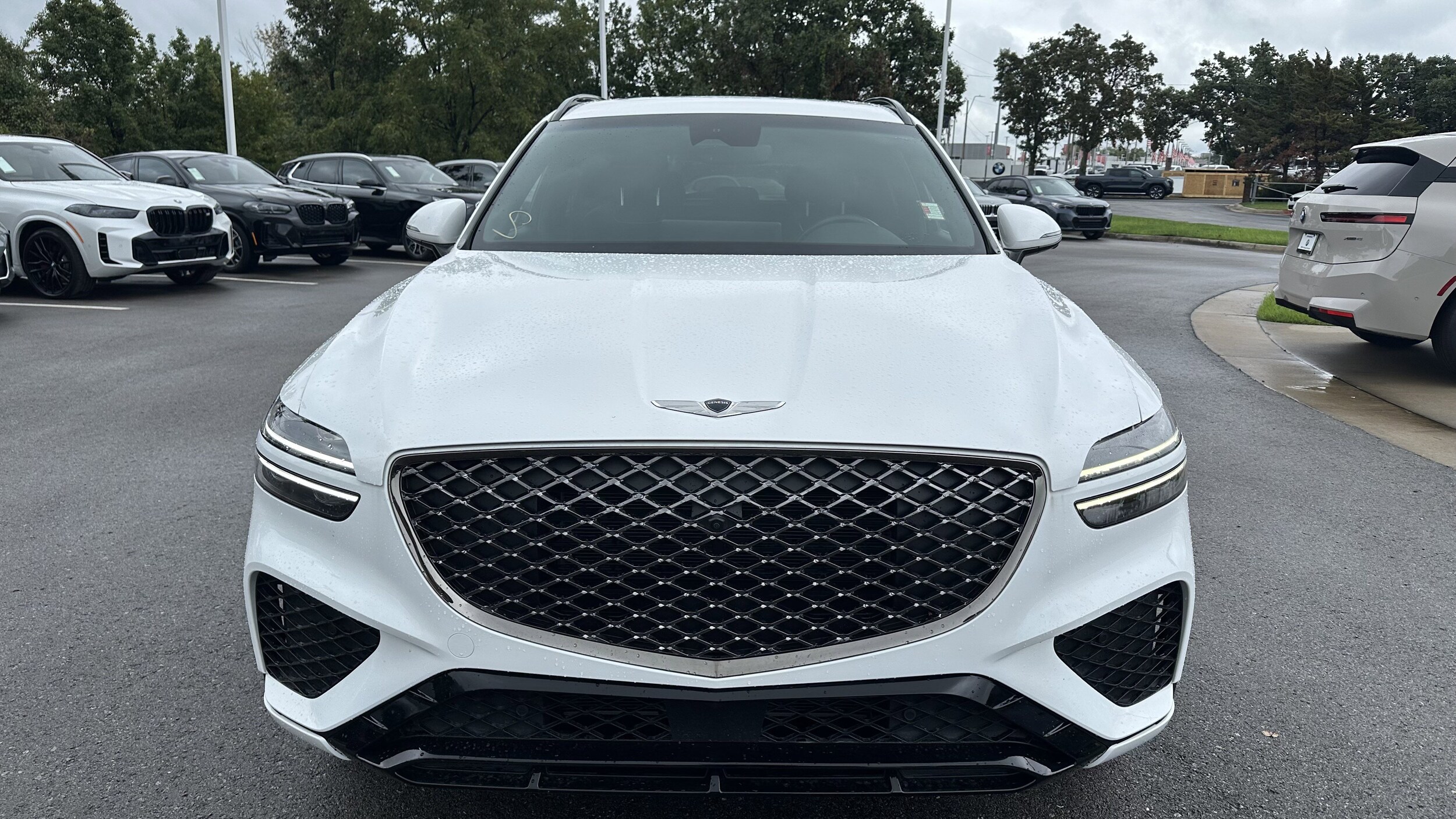2023 Genesis GV70 Sport Prestige 2.5T photo 3