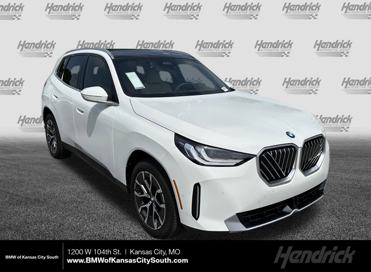 2026 BMW X3 30 XDRIVE's photo
