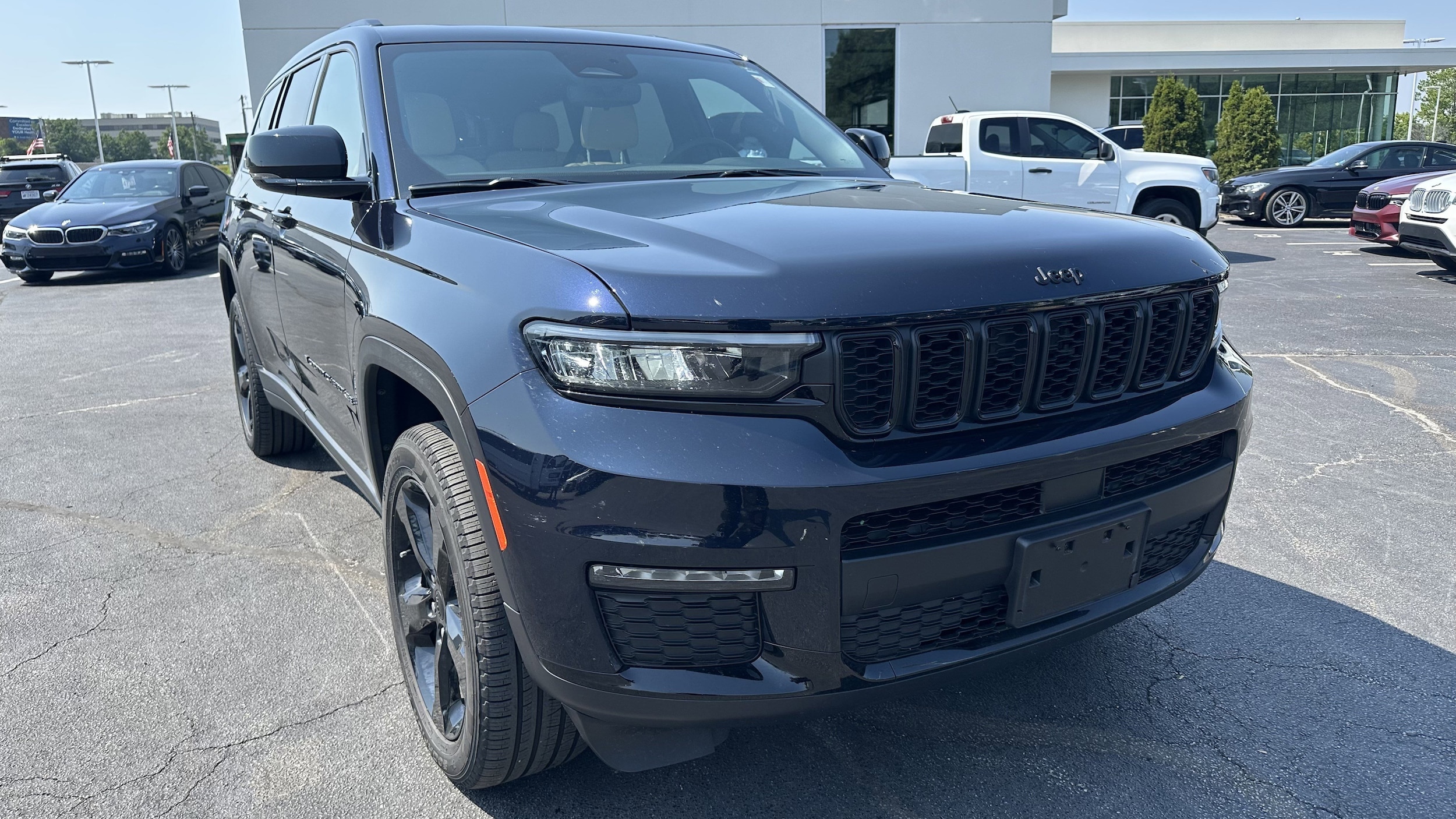 Used 2024 Jeep Grand Cherokee L Limited with VIN 1C4RJKBG6R8500835 for sale in Kansas City