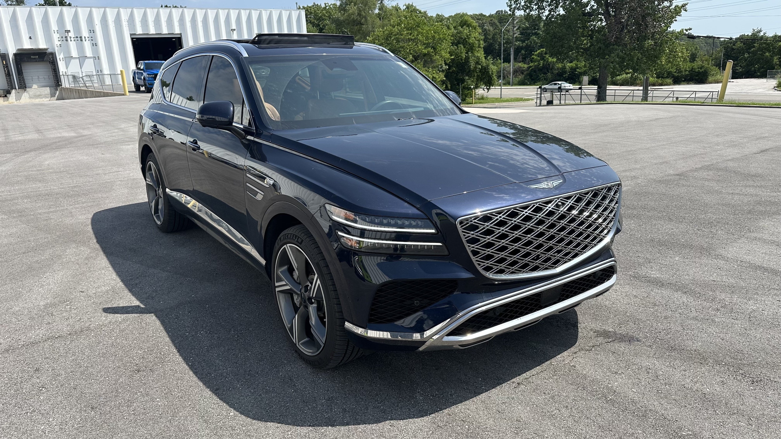 Used 2025 GENESIS GV80 Prestige with VIN KMUHEESC9SU274461 for sale in Kansas City