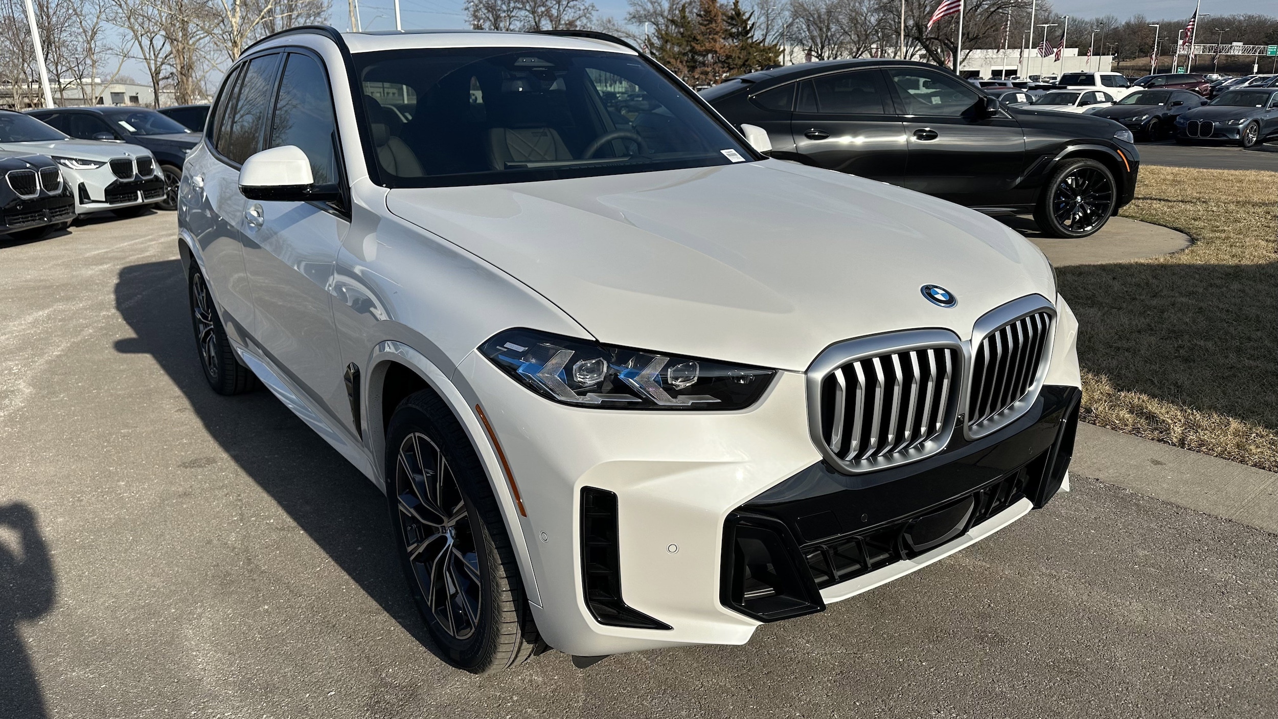 Used 2026 BMW X5 50e with VIN 5UX43EU03T9358692 for sale in Kansas City, MO