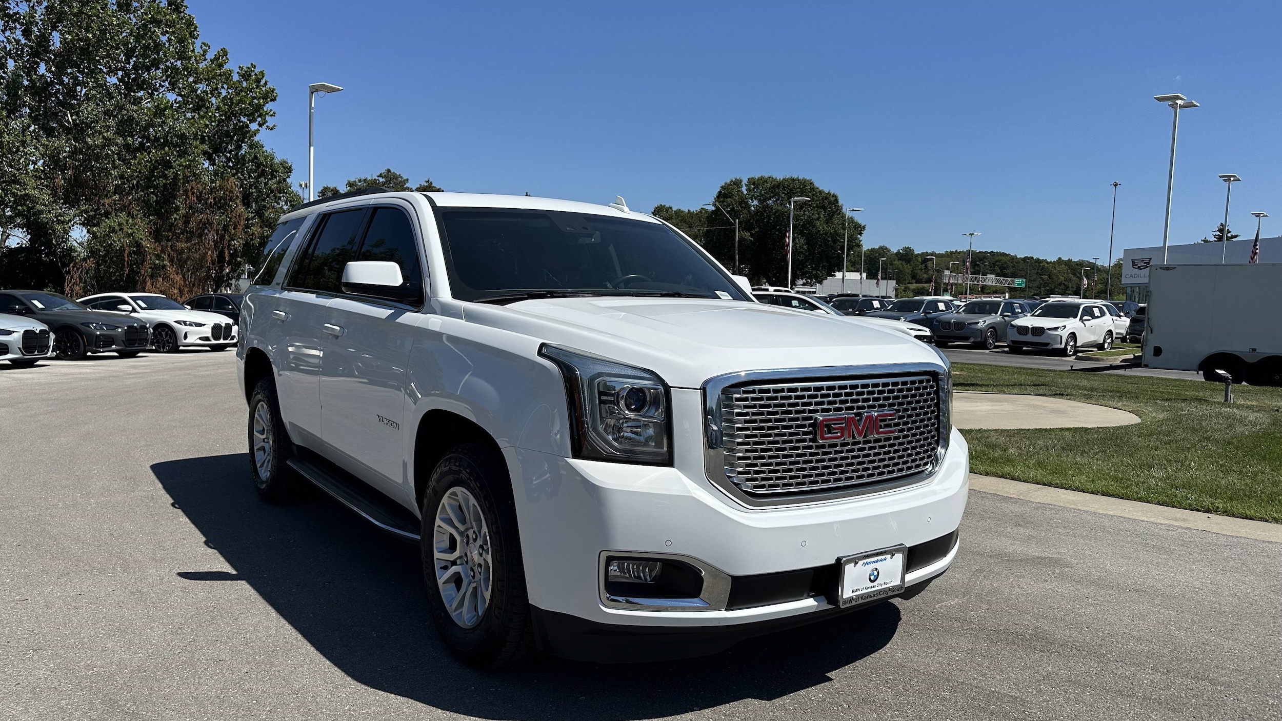 Used 2016 GMC Yukon SLT with VIN 1GKS2BKC9GR351070 for sale in Kansas City