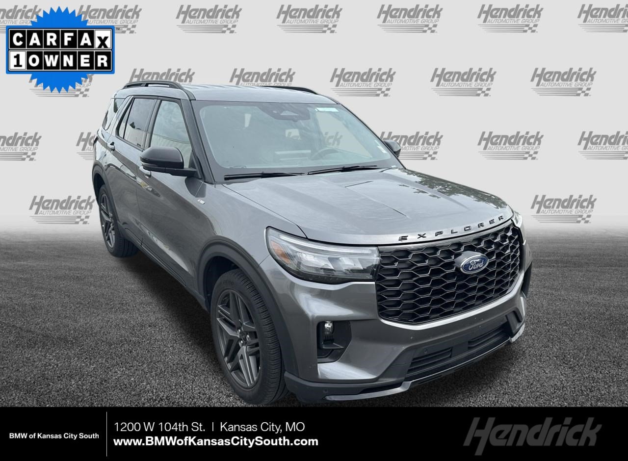 Used 2025 Ford Explorer ST-LINE with VIN 1FMUK8KH8SGB63319 for sale in Kansas City