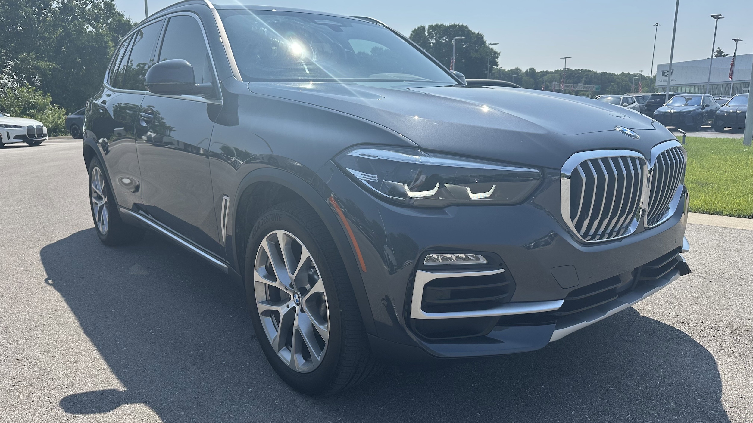 Used 2021 BMW X5 40i with VIN 5UXCR6C03M9G73630 for sale in Kansas City