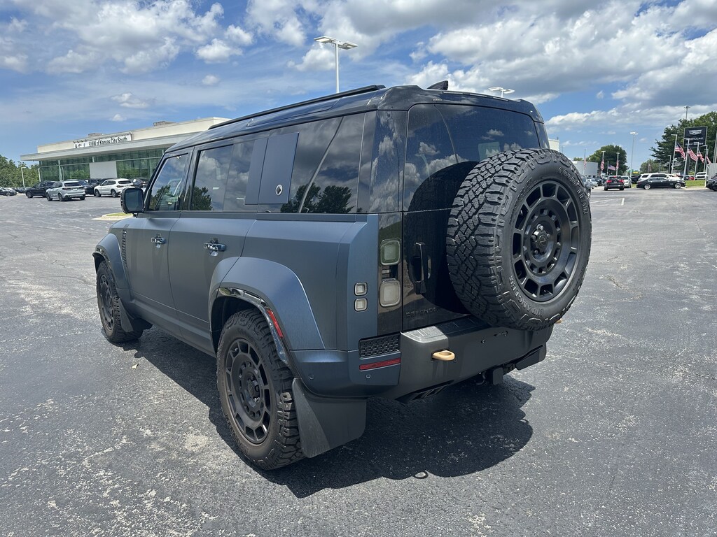 Used 2026 Land Rover Defender OCTA SUV