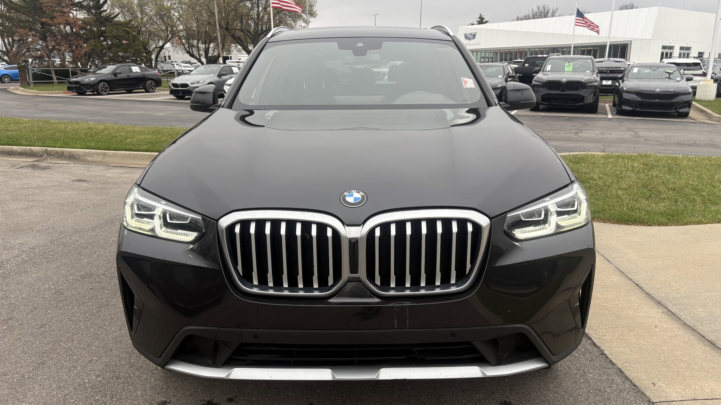 2022 BMW X3 xDrive30i photo 2