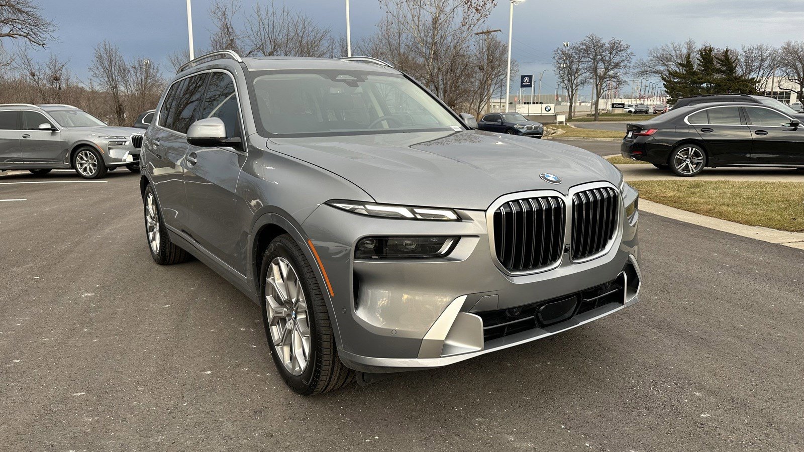 Used 2024 BMW X7 40i with VIN 5UX23EM08R9V39898 for sale in Kansas City