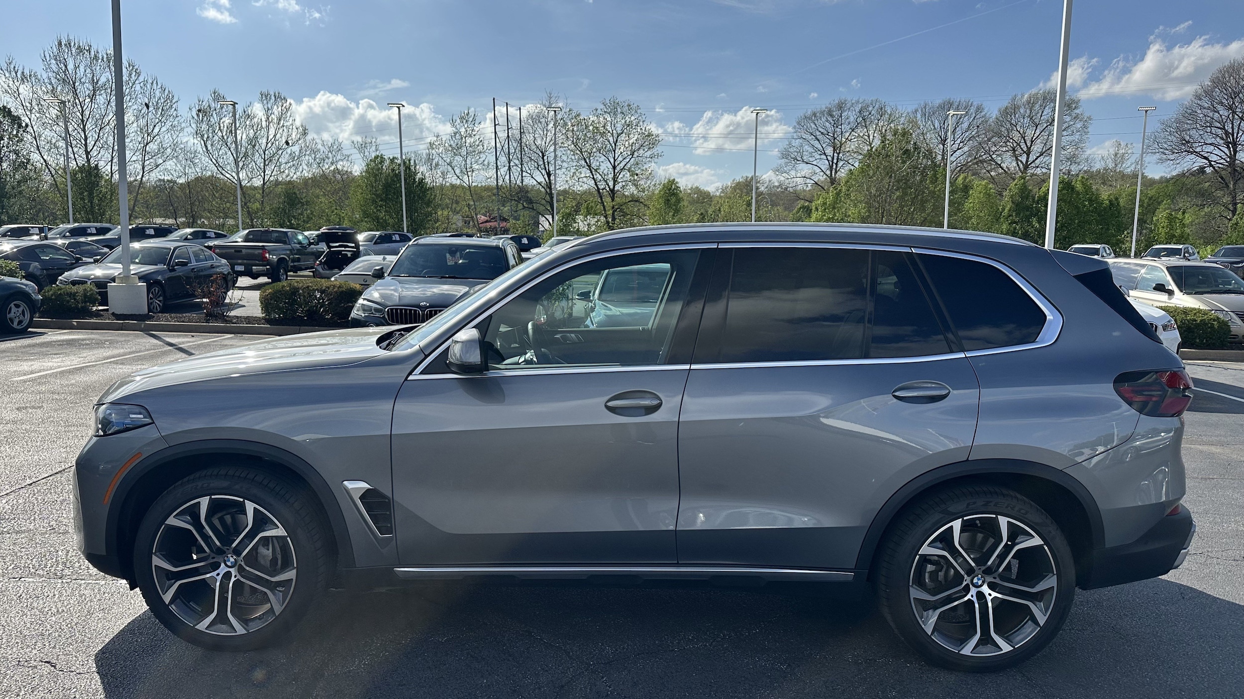 2026 BMW X5 xDrive40i photo 6