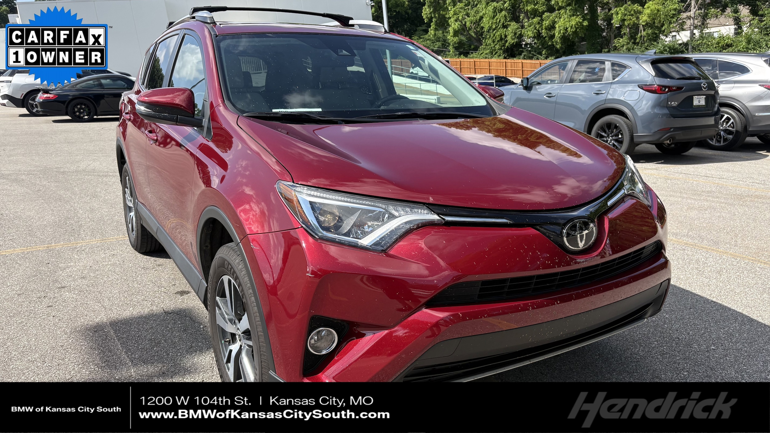 2018 Toyota RAV4 XLE's photo