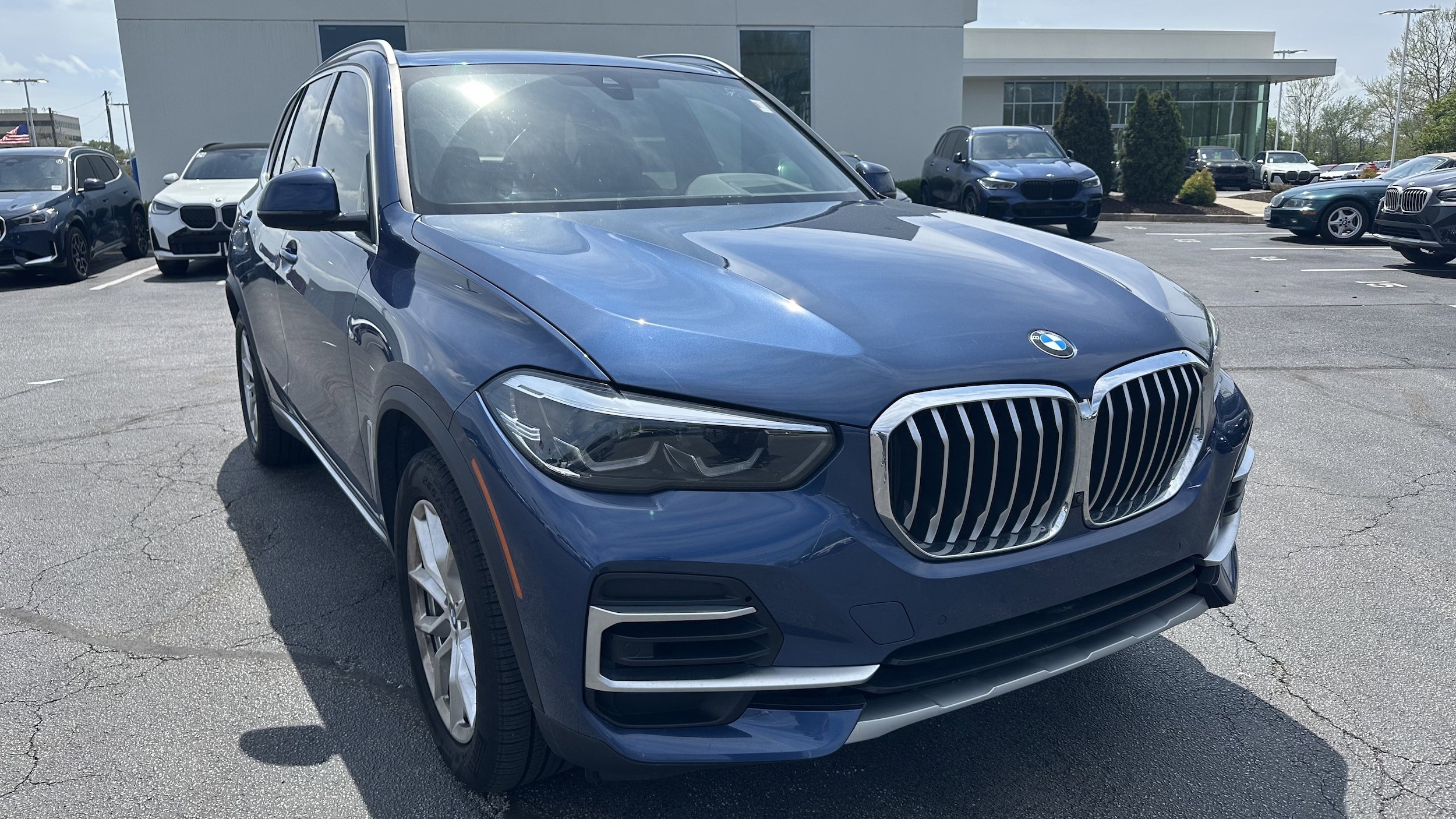 2022 BMW X5 xDrive40i photo 2