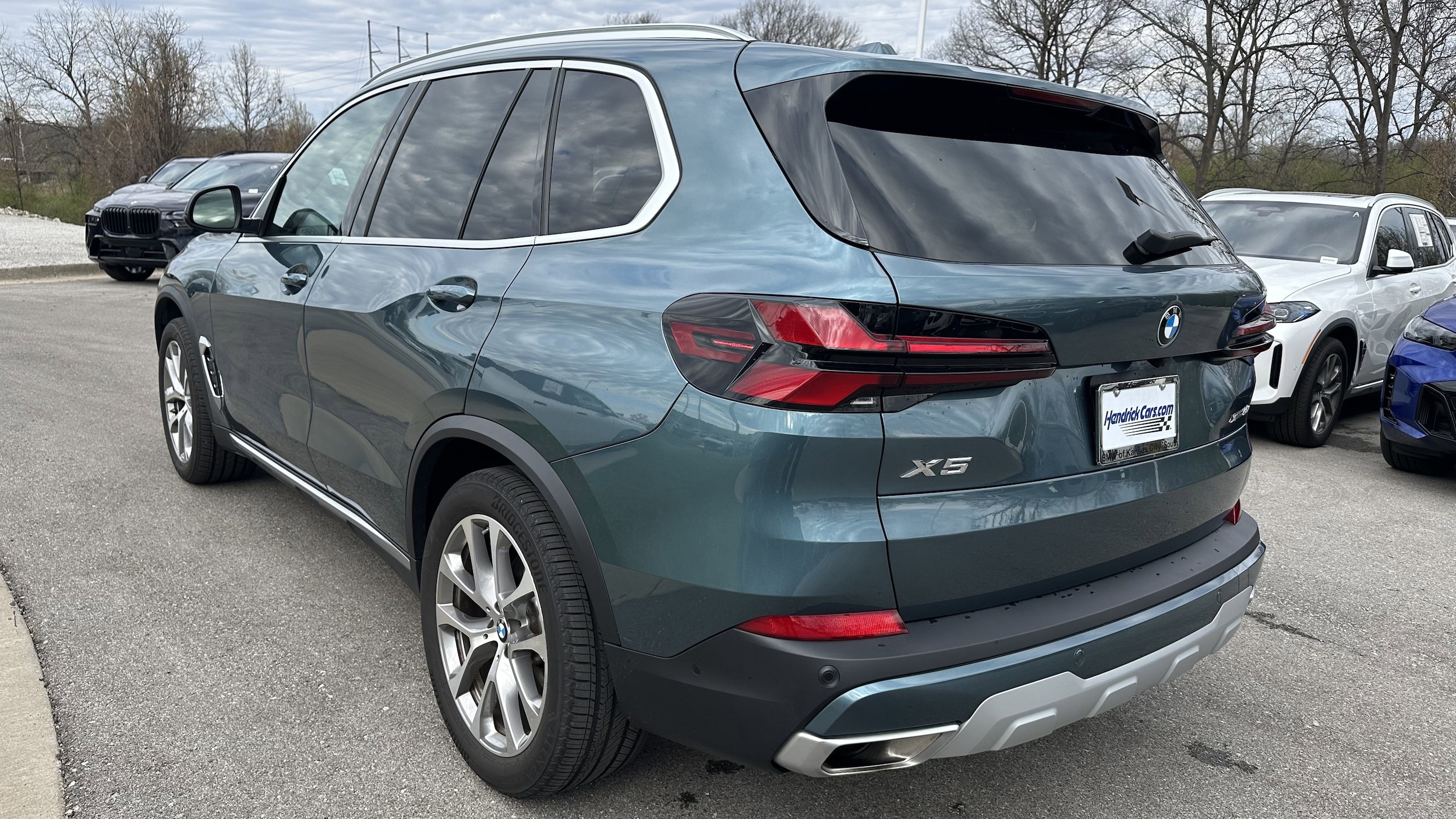 2025 BMW X5 xDrive40i photo 3