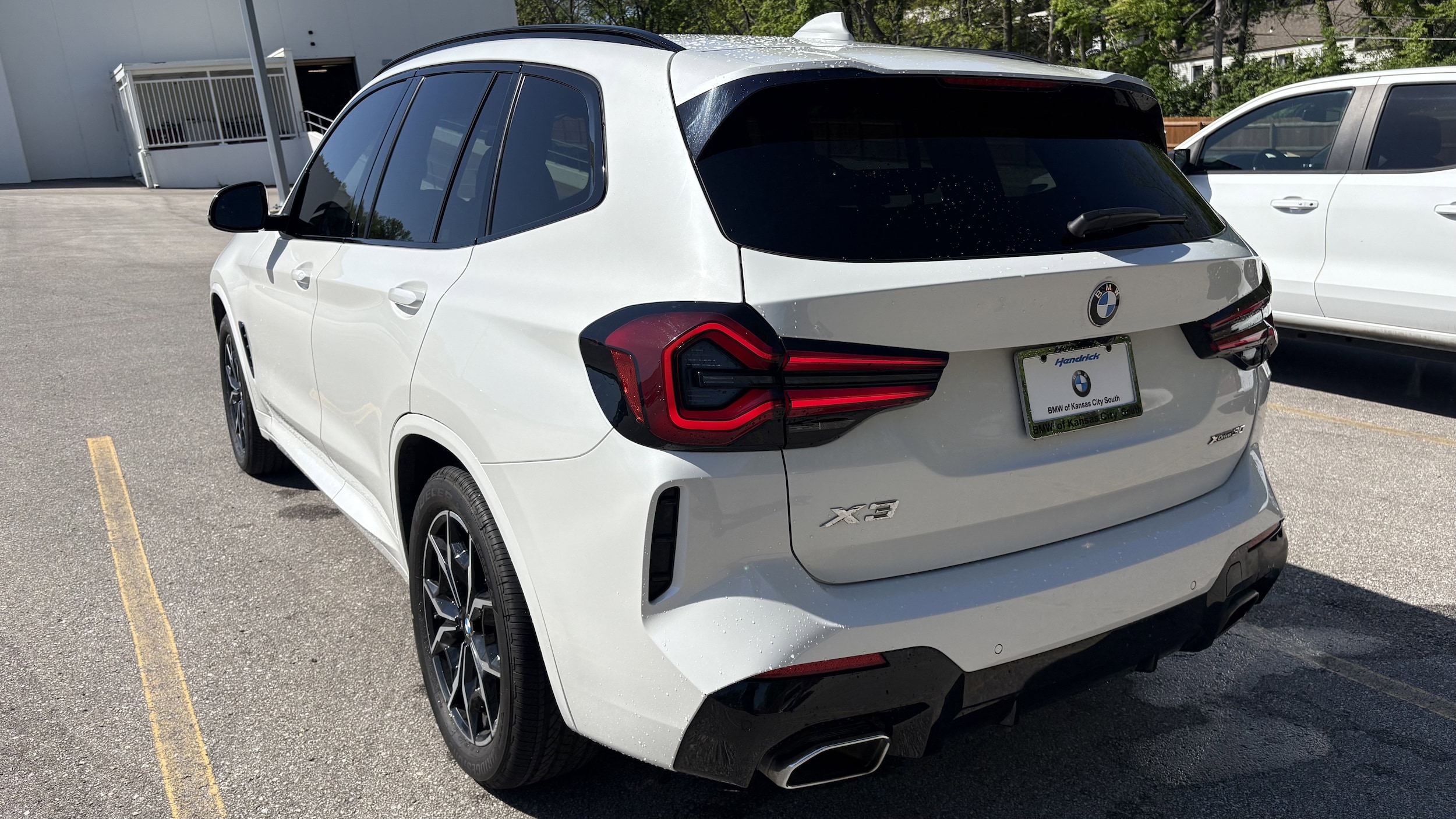 2022 BMW X3 xDrive30i photo 3