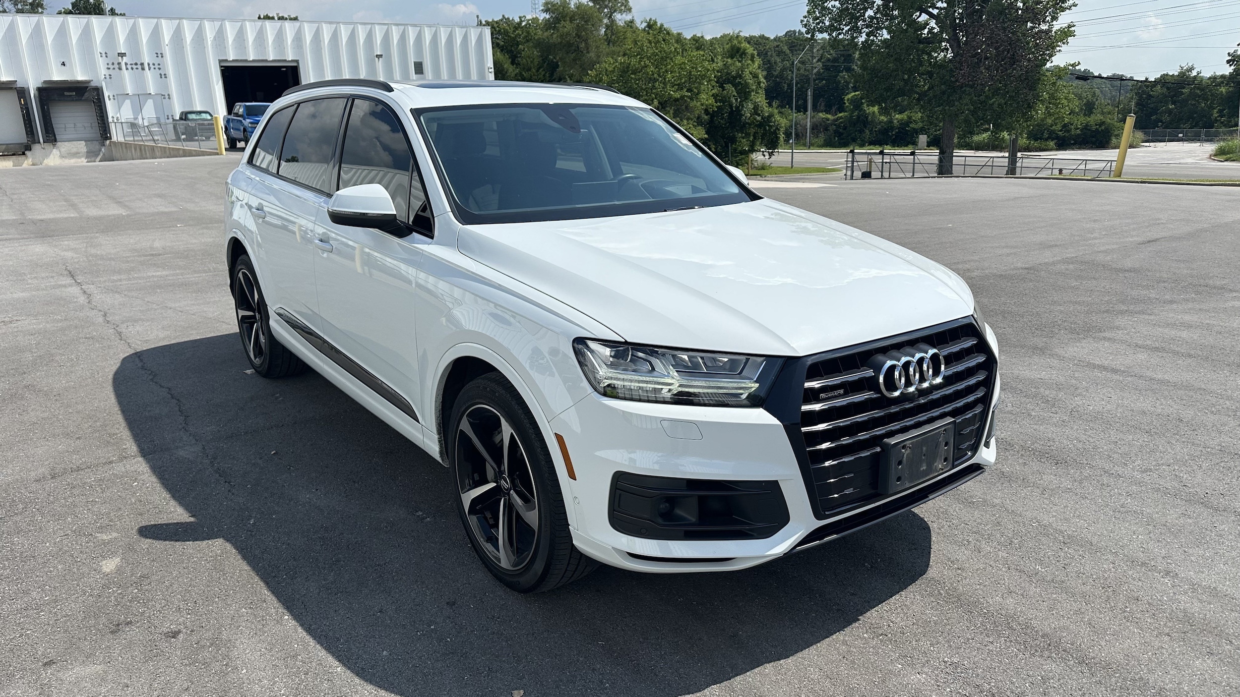 Used 2019 Audi Q7 Prestige with VIN WA1VAAF74KD028662 for sale in Kansas City