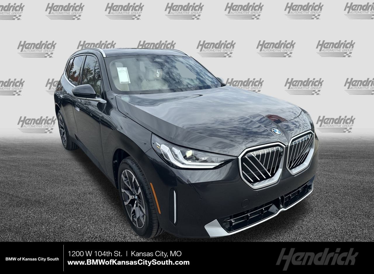2026 BMW X3 30's photo