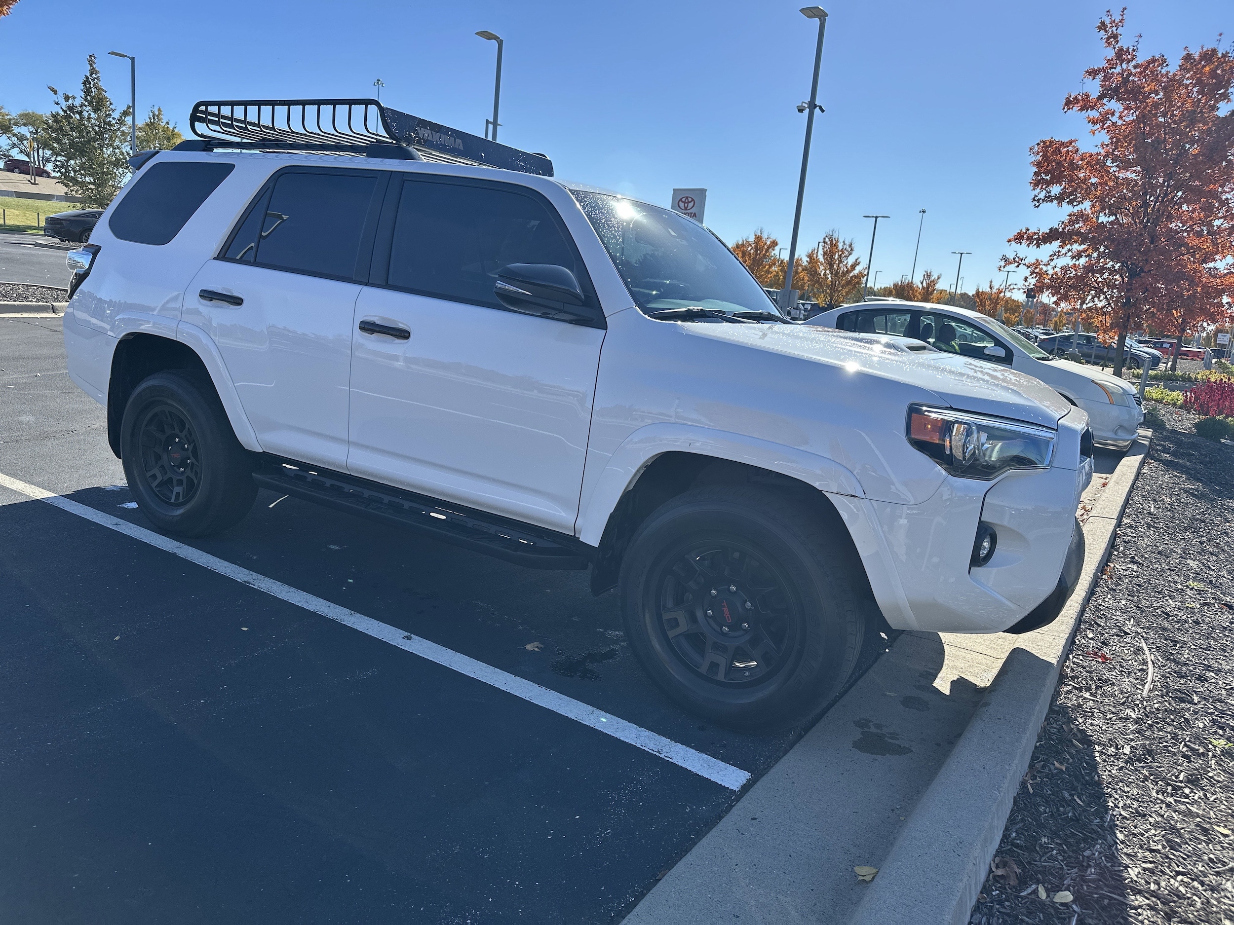 Used 2021 Toyota 4Runner Venture with VIN JTEHU5JR6M5867103 for sale in Kansas City