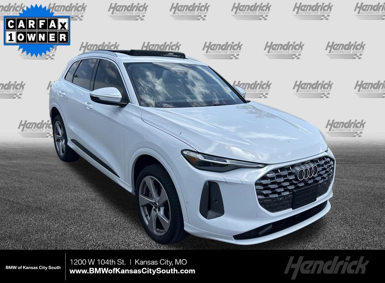 2025 Audi Q5 40 Premium Plus's photo