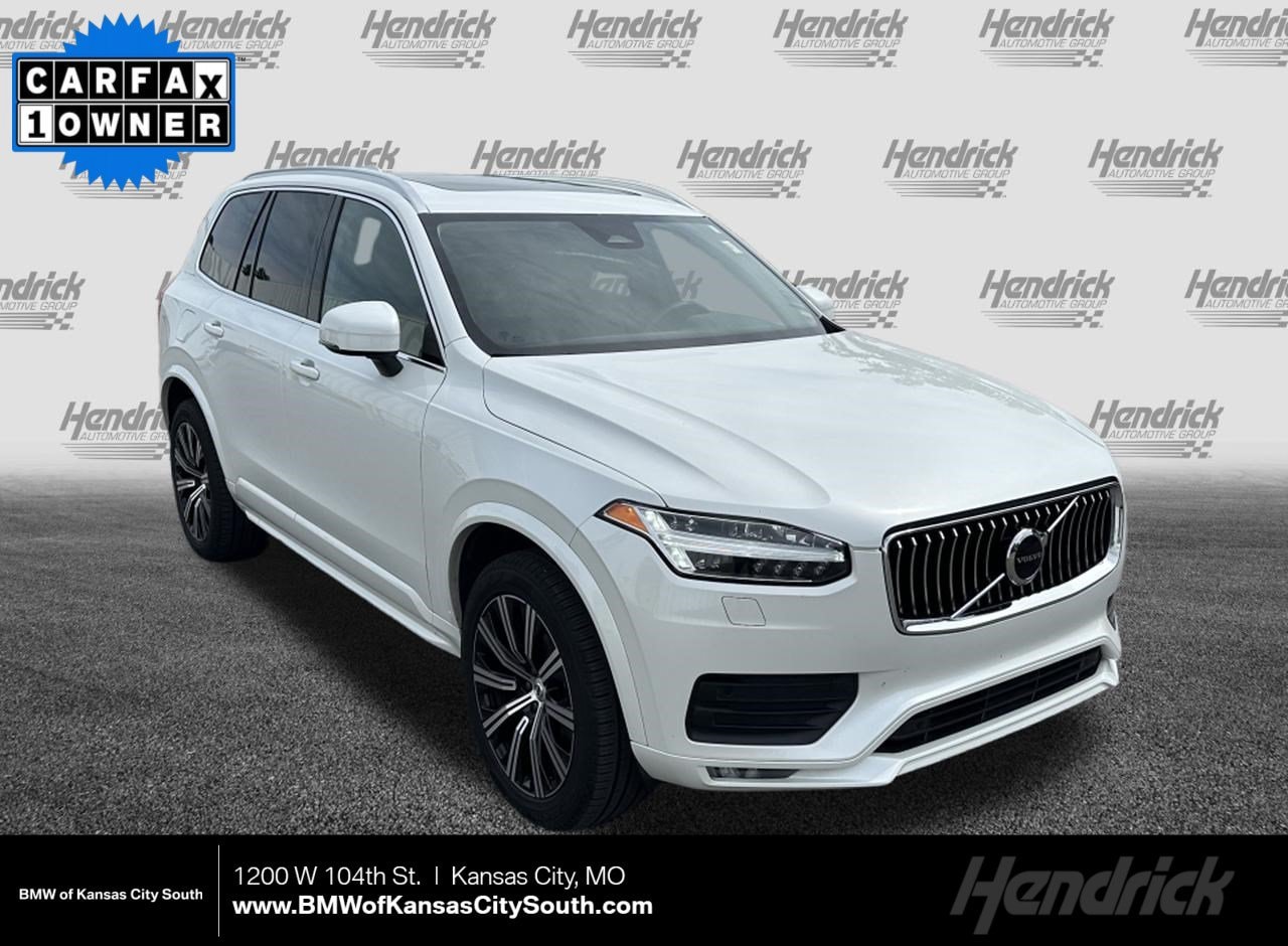 2023 Volvo XC90 B5 Core 4WD's photo