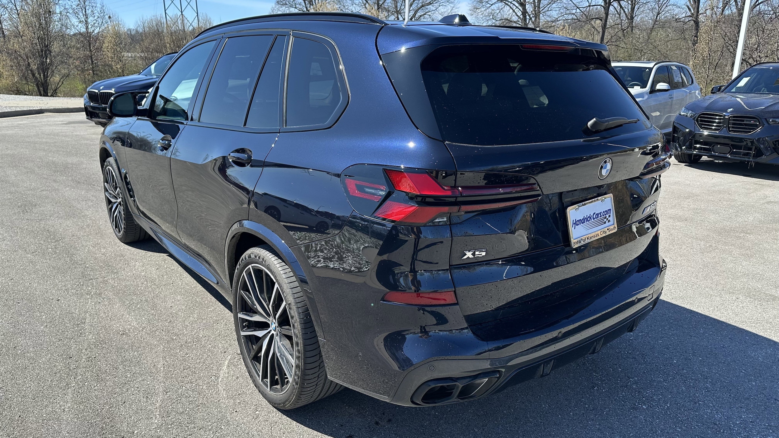 2024 BMW X5 M60i photo 3