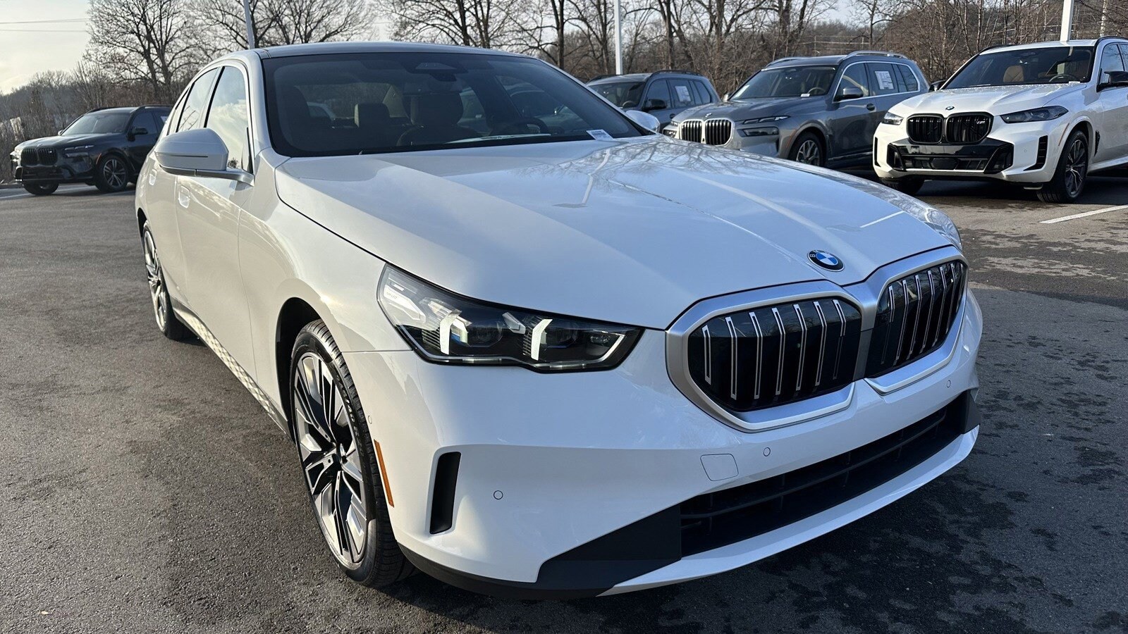 2025 Bmw 530i xDrive photo 2