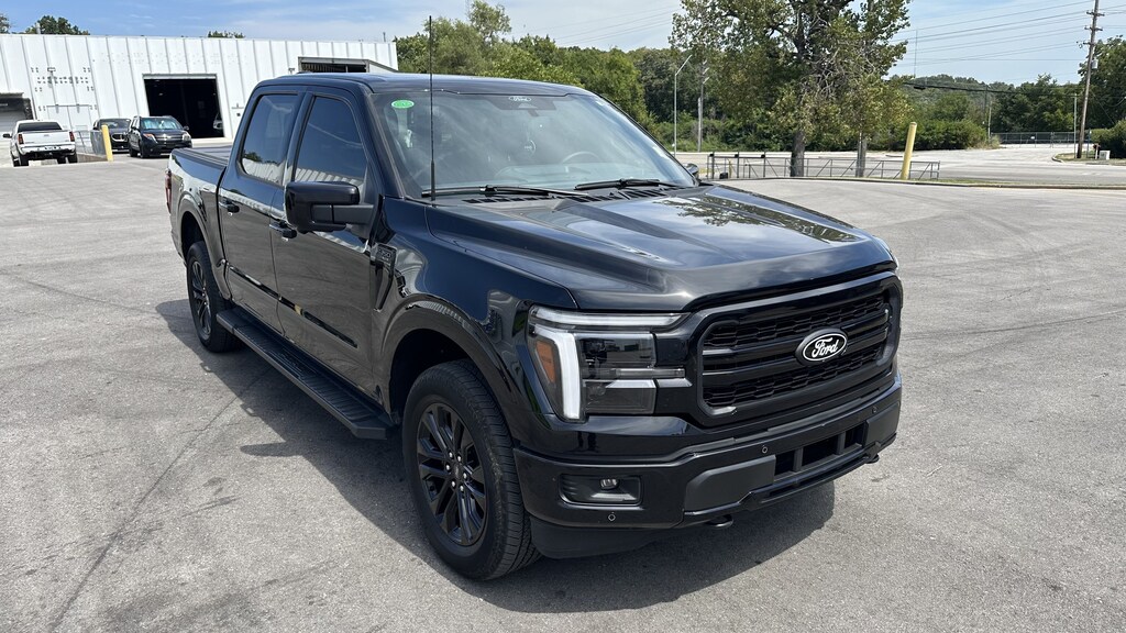 Used 2025 Ford F-150 LARIAT Pickup