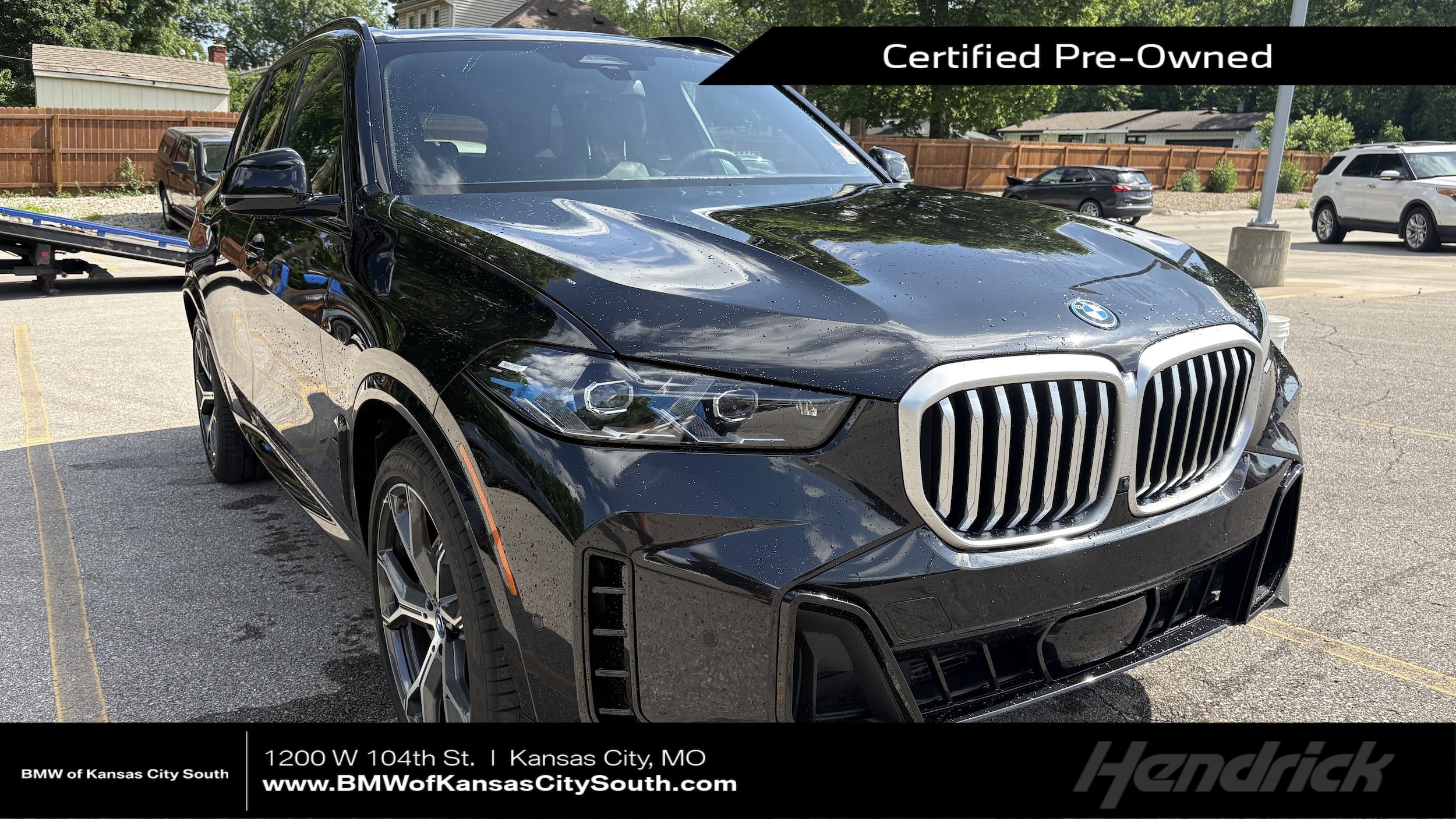 2025 BMW X5 xDrive50e's photo