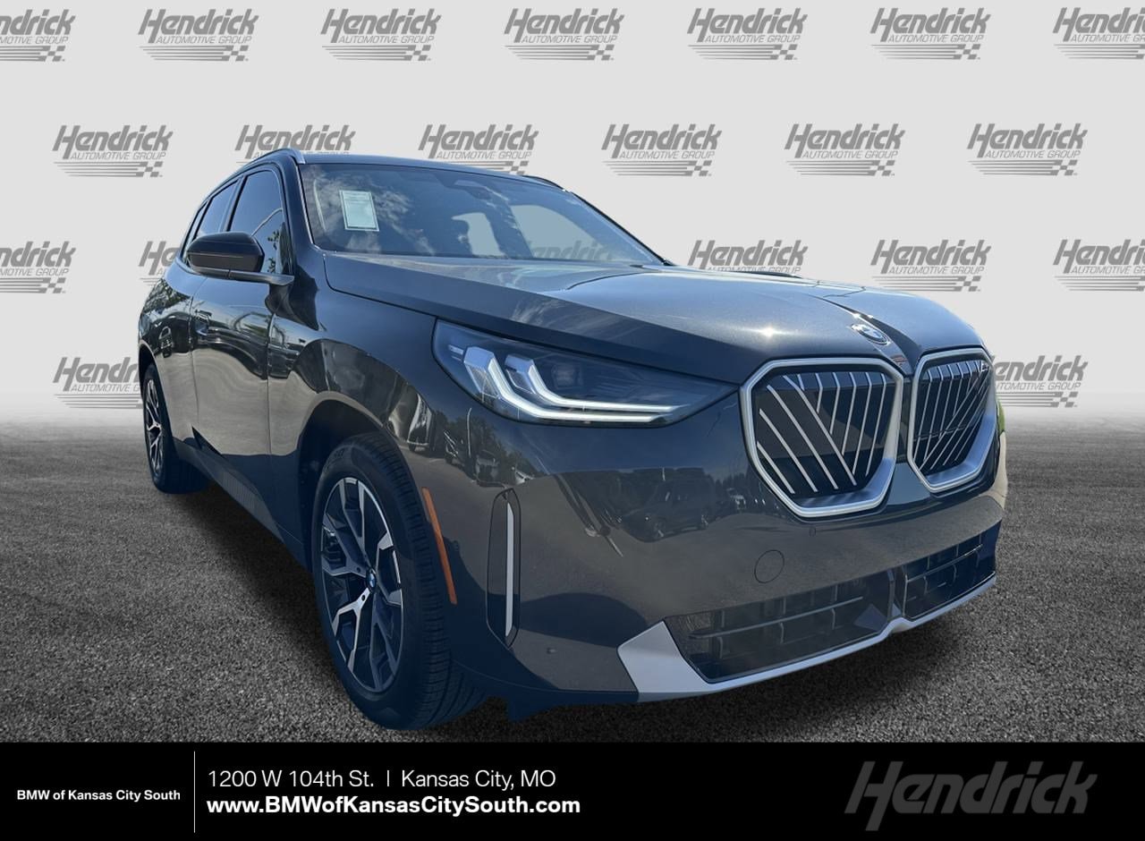 2026 BMW X3 30's photo