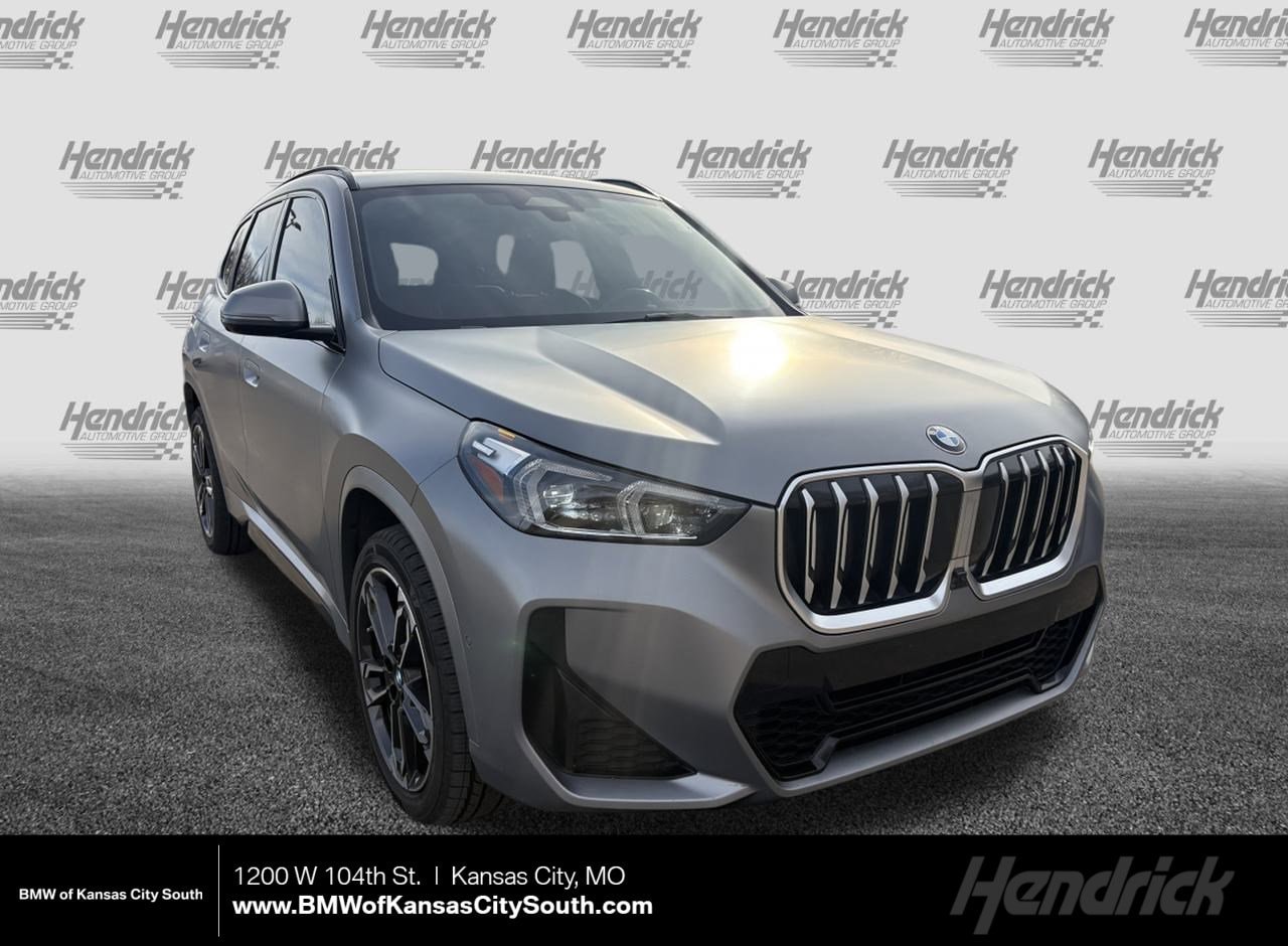 2023 BMW X1 28i's photo