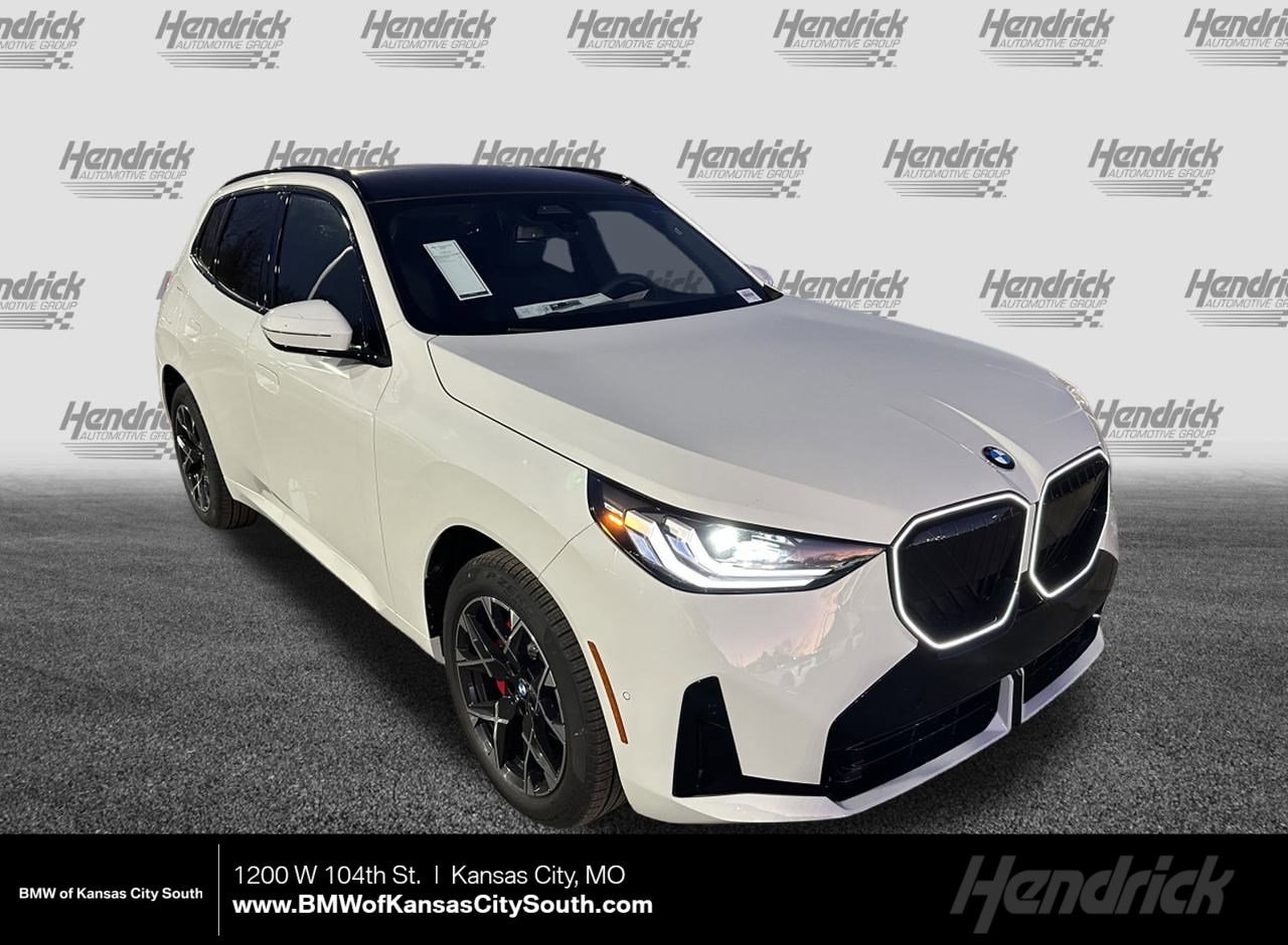 2026 BMW X3 30's photo